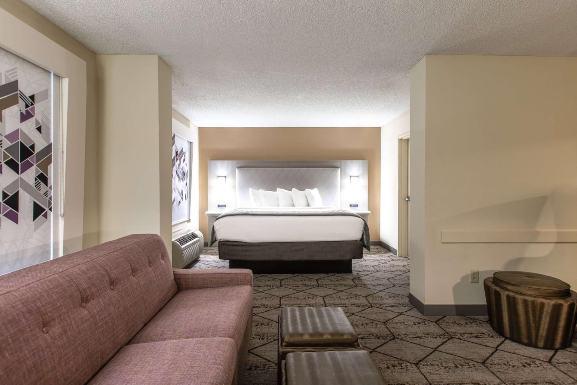 Wingate by Wyndham Charlotte Concord Mills/Speedway gallery photo in Concord, NC — image 58