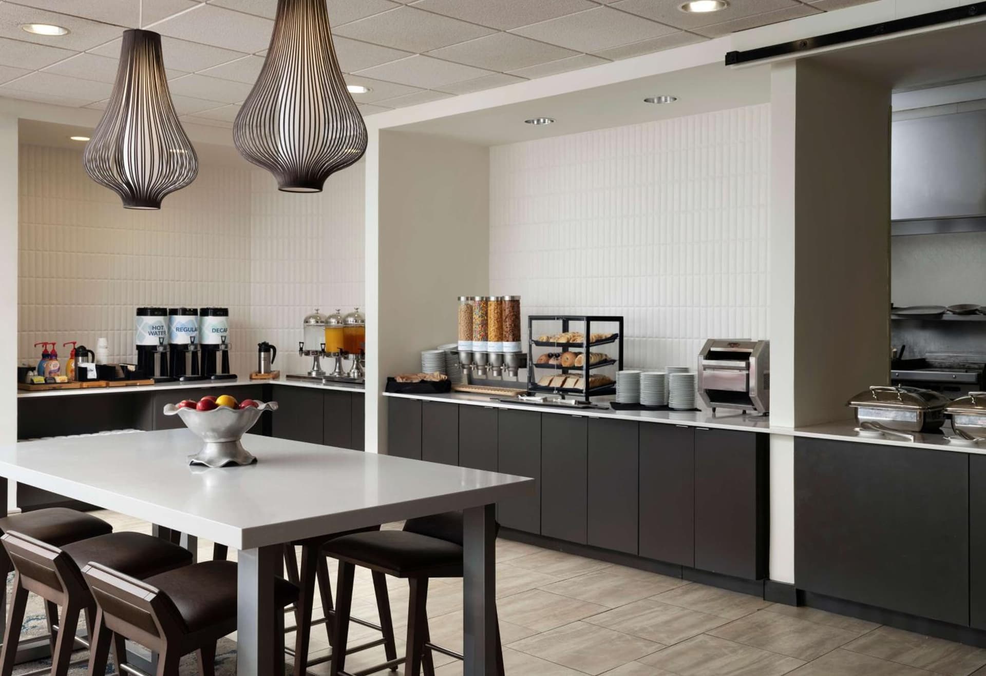 Hilton Garden Inn Boston-Burlington gallery photo in Burlington — image 14