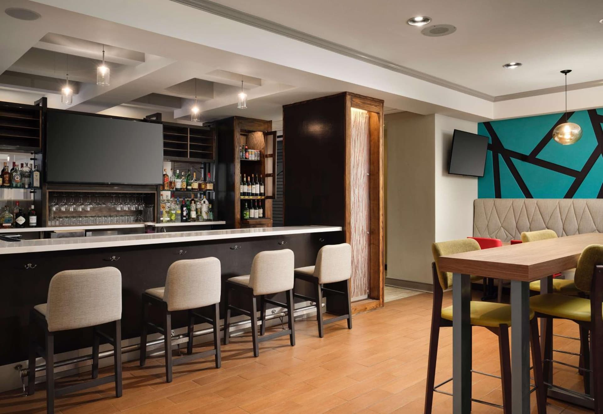 Hilton Garden Inn Boston-Burlington gallery photo in Burlington — image 15