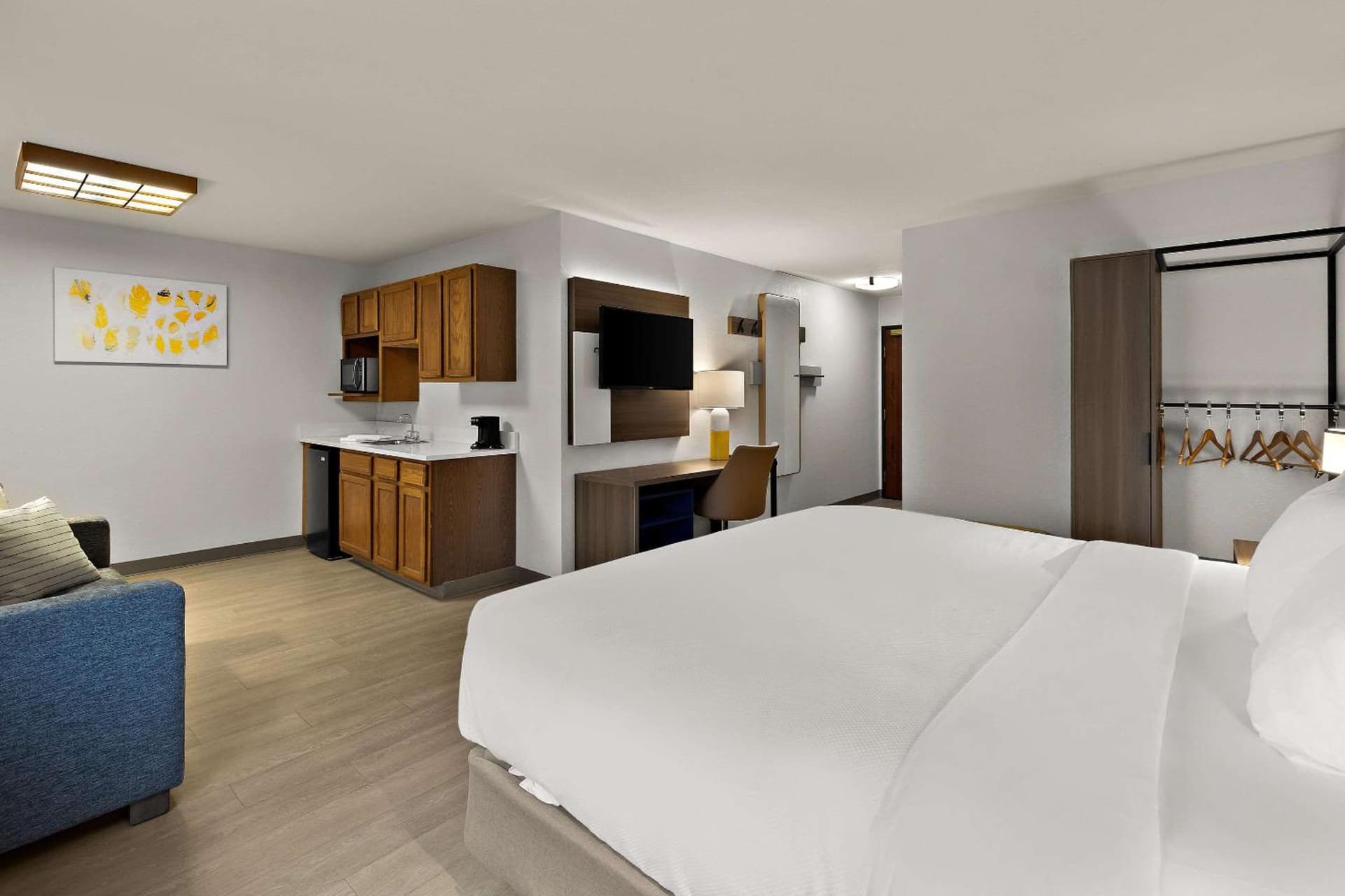 Comfort Inn & Suites Fremont gallery photo in Fremont, OH — image 22