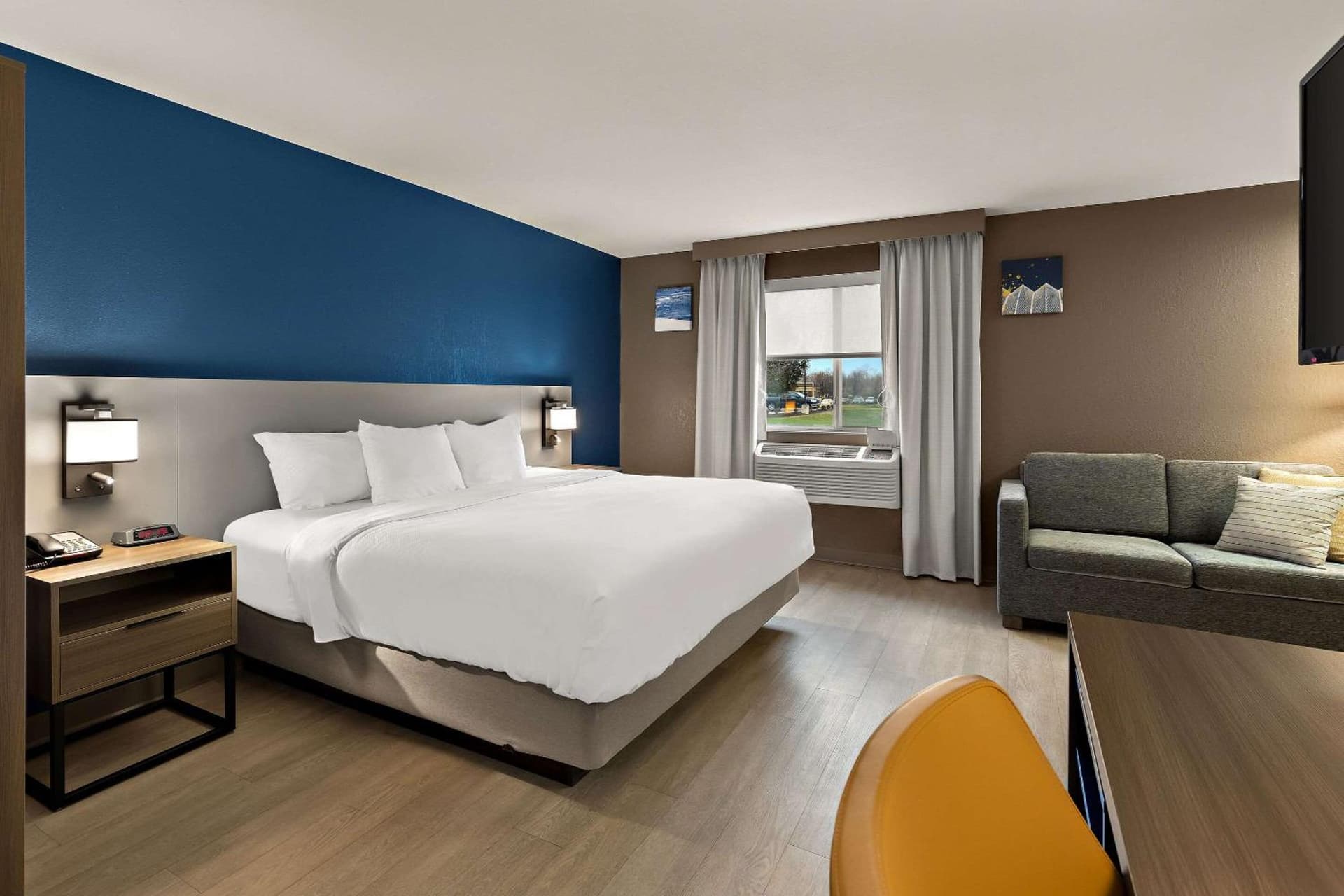 Comfort Inn & Suites Fremont gallery photo in Fremont, OH — image 23