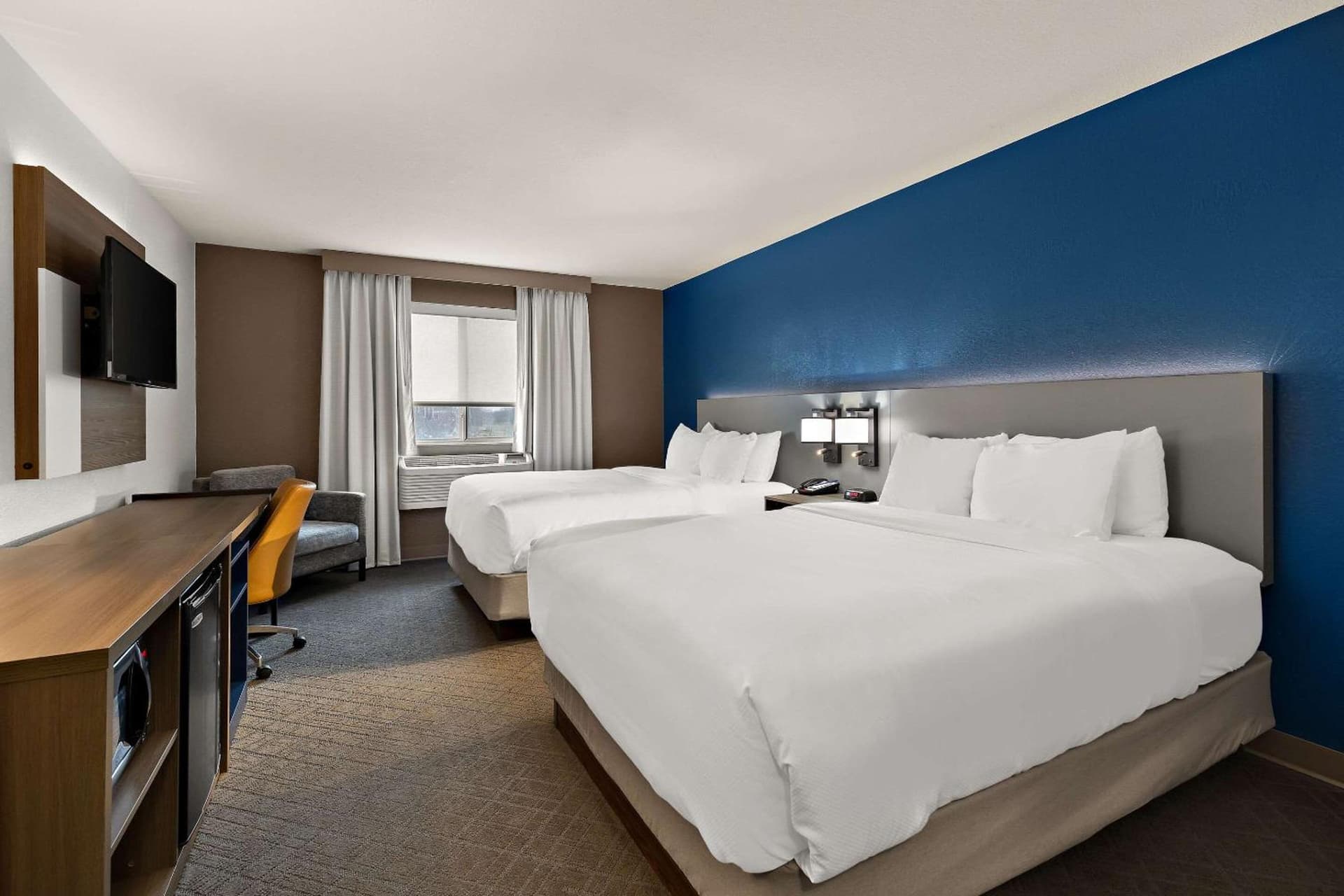 Comfort Inn & Suites Fremont gallery photo in Fremont, OH — image 20