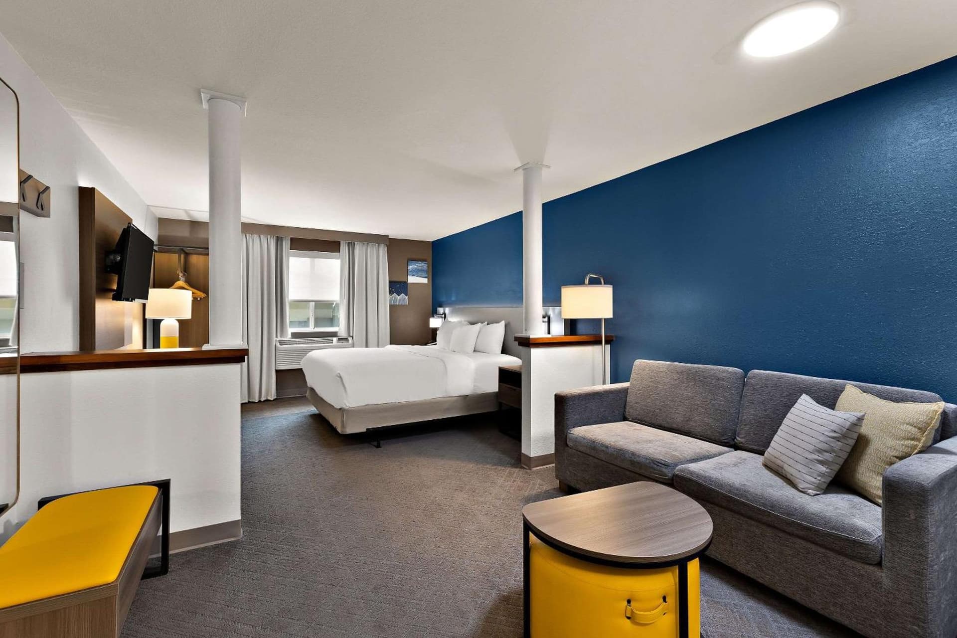 Comfort Inn & Suites Fremont gallery photo in Fremont, OH — image 9