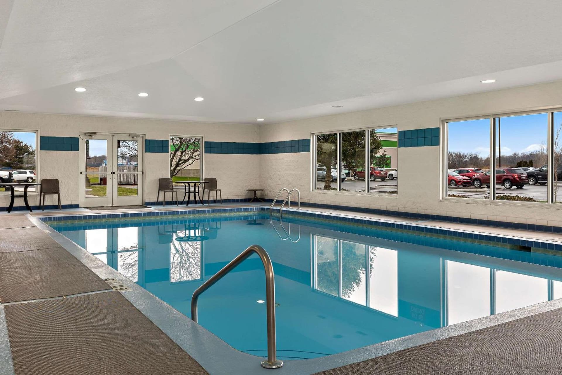 Comfort Inn & Suites Fremont gallery photo in Fremont, OH — image 4