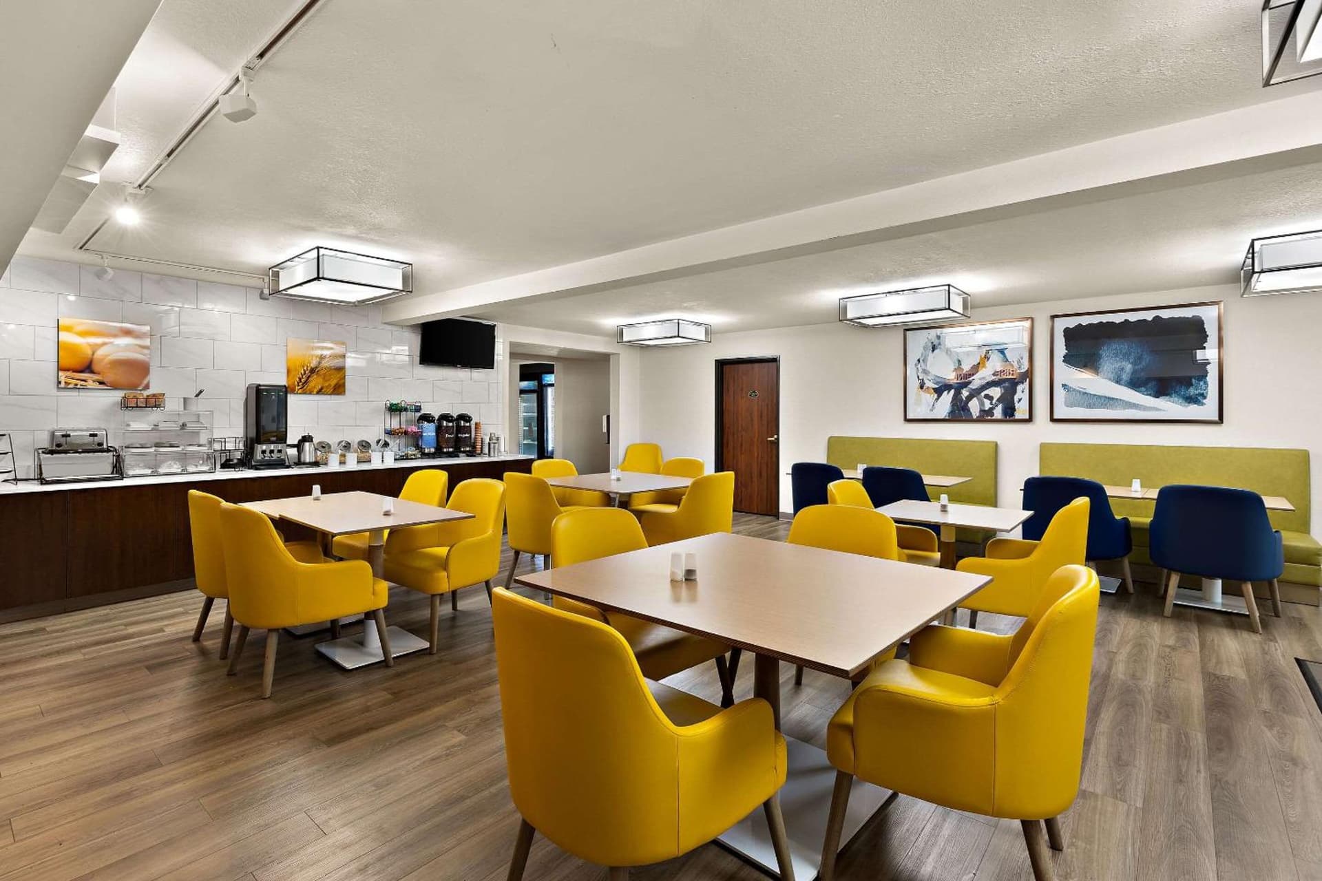 Comfort Inn & Suites Fremont gallery photo in Fremont, OH — image 7