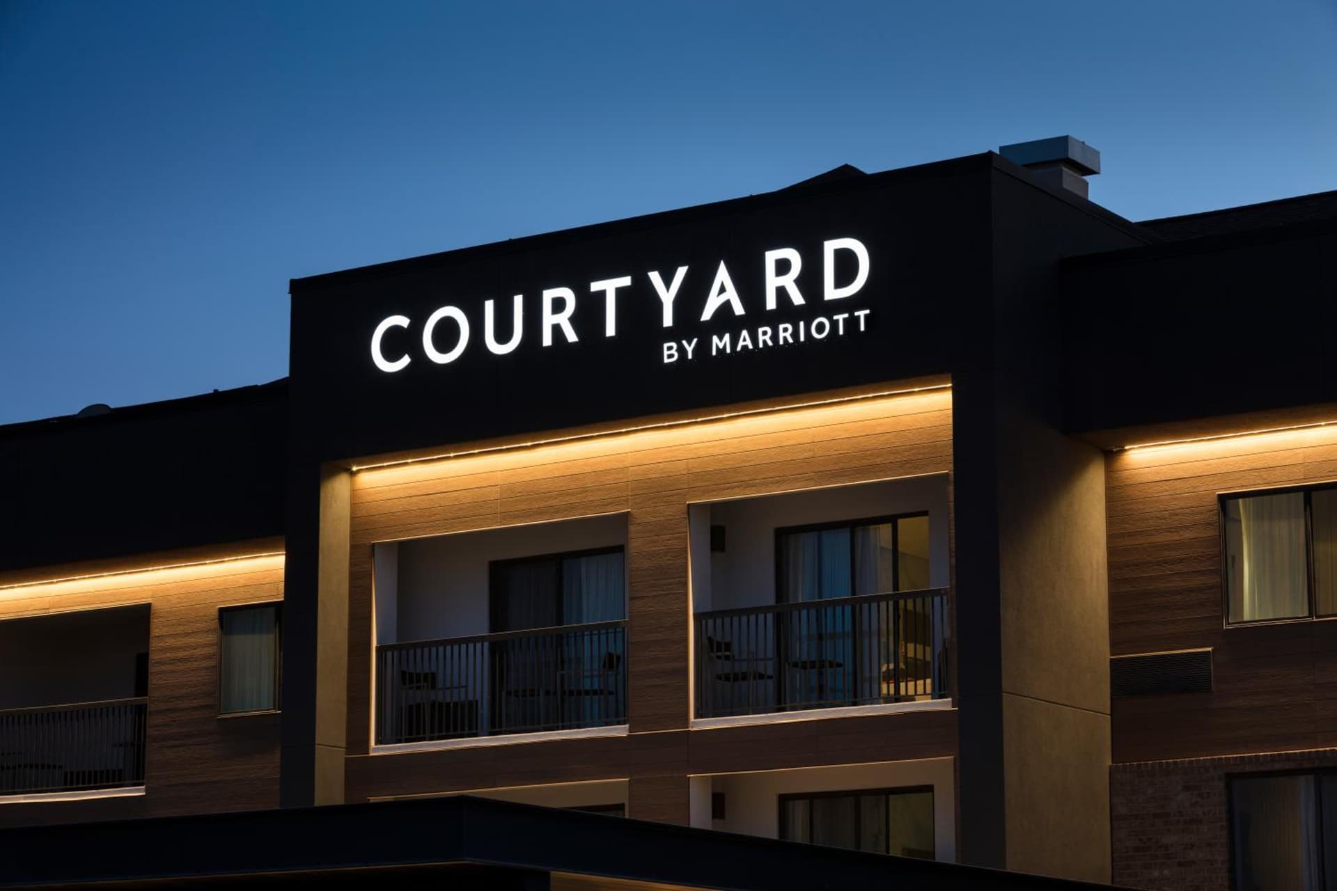 Courtyard Salt Lake City Layton interior in Layton, UT — gallery photo 2