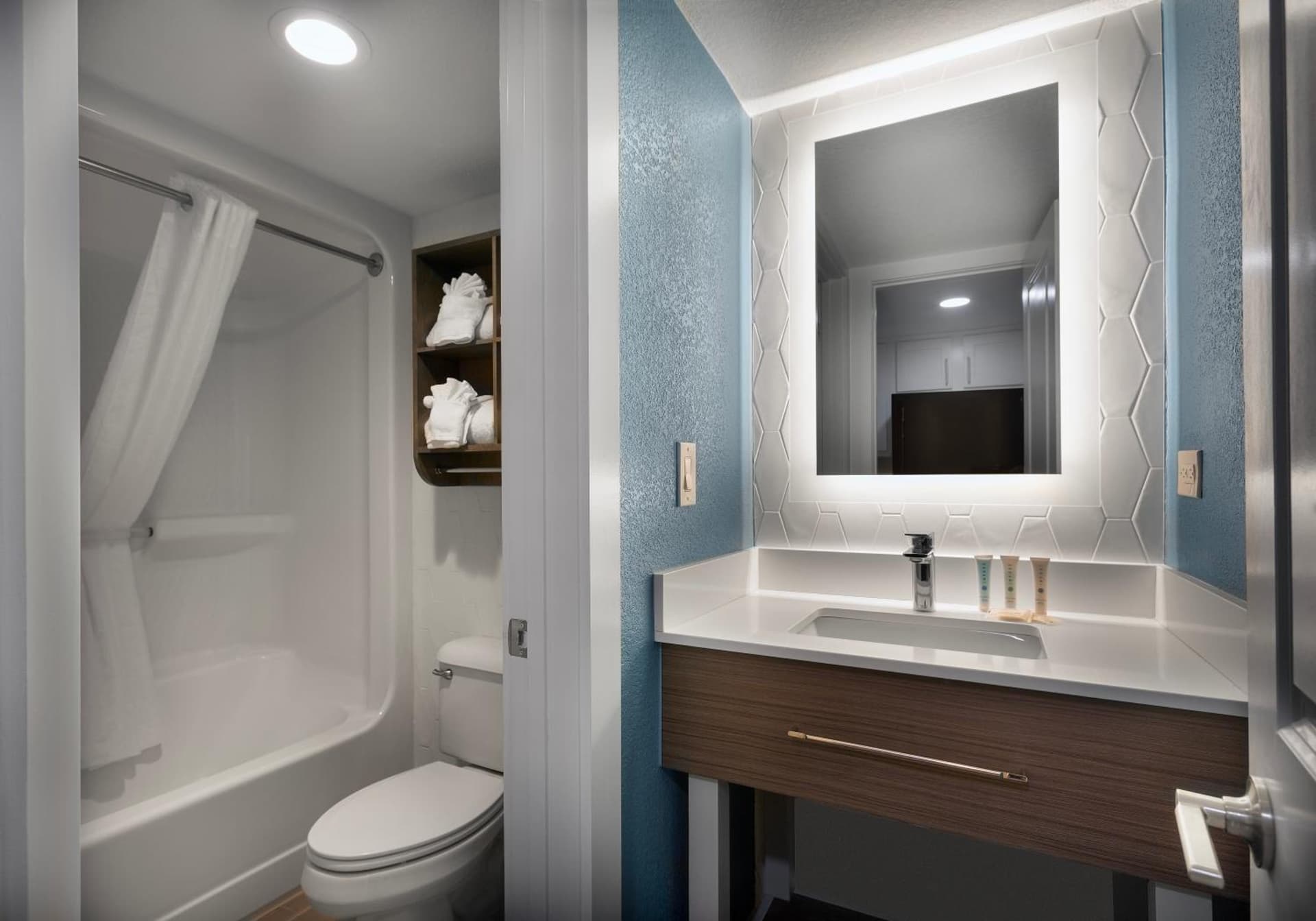 Breakers Resort Hotel gallery photo in Myrtle Beach, SC — image 79