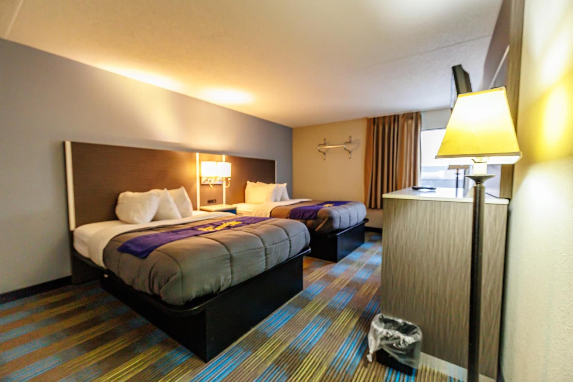 New Victorian Inn & Suites Omaha gallery photo in Omaha, NE — image 23