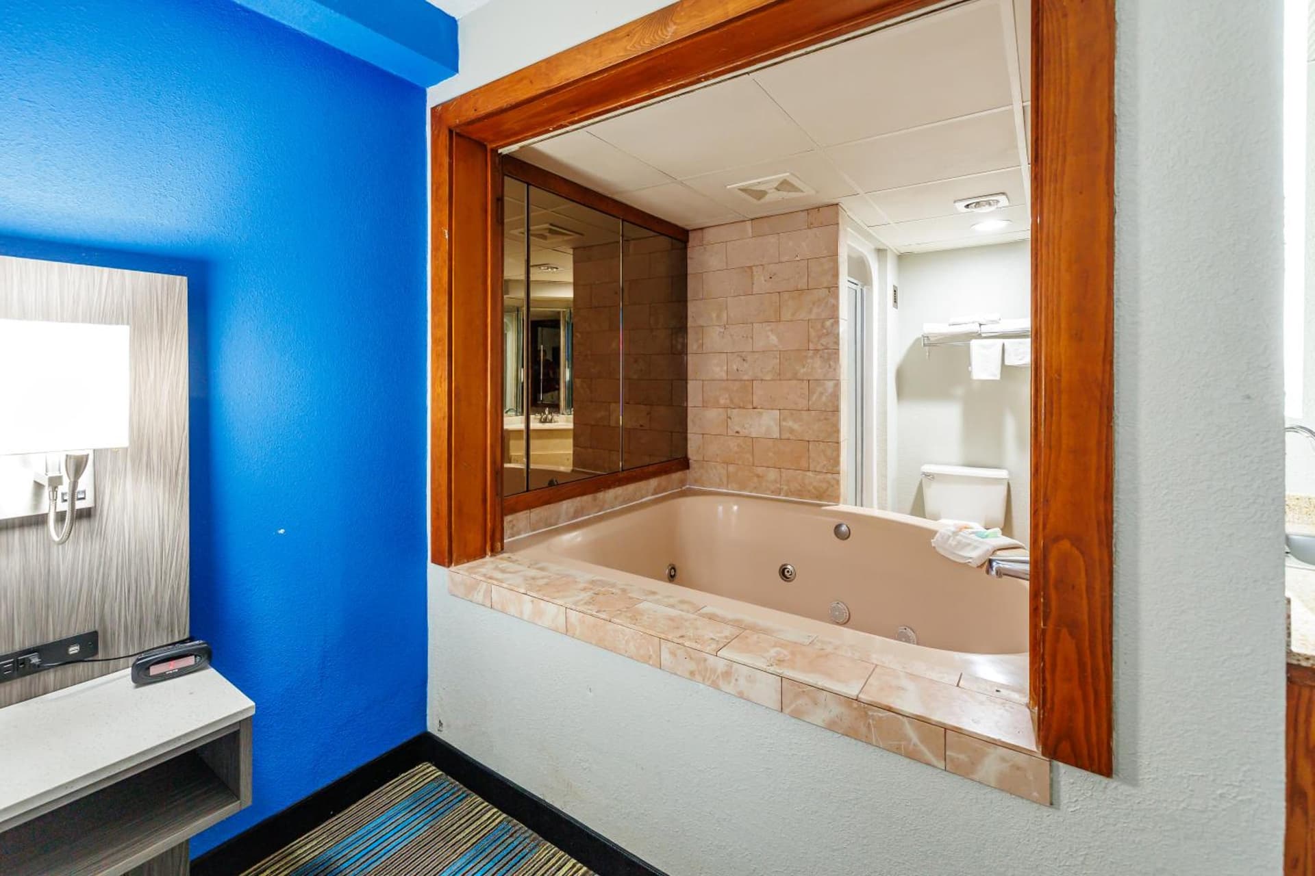 New Victorian Inn & Suites Omaha gallery photo in Omaha, NE — image 44