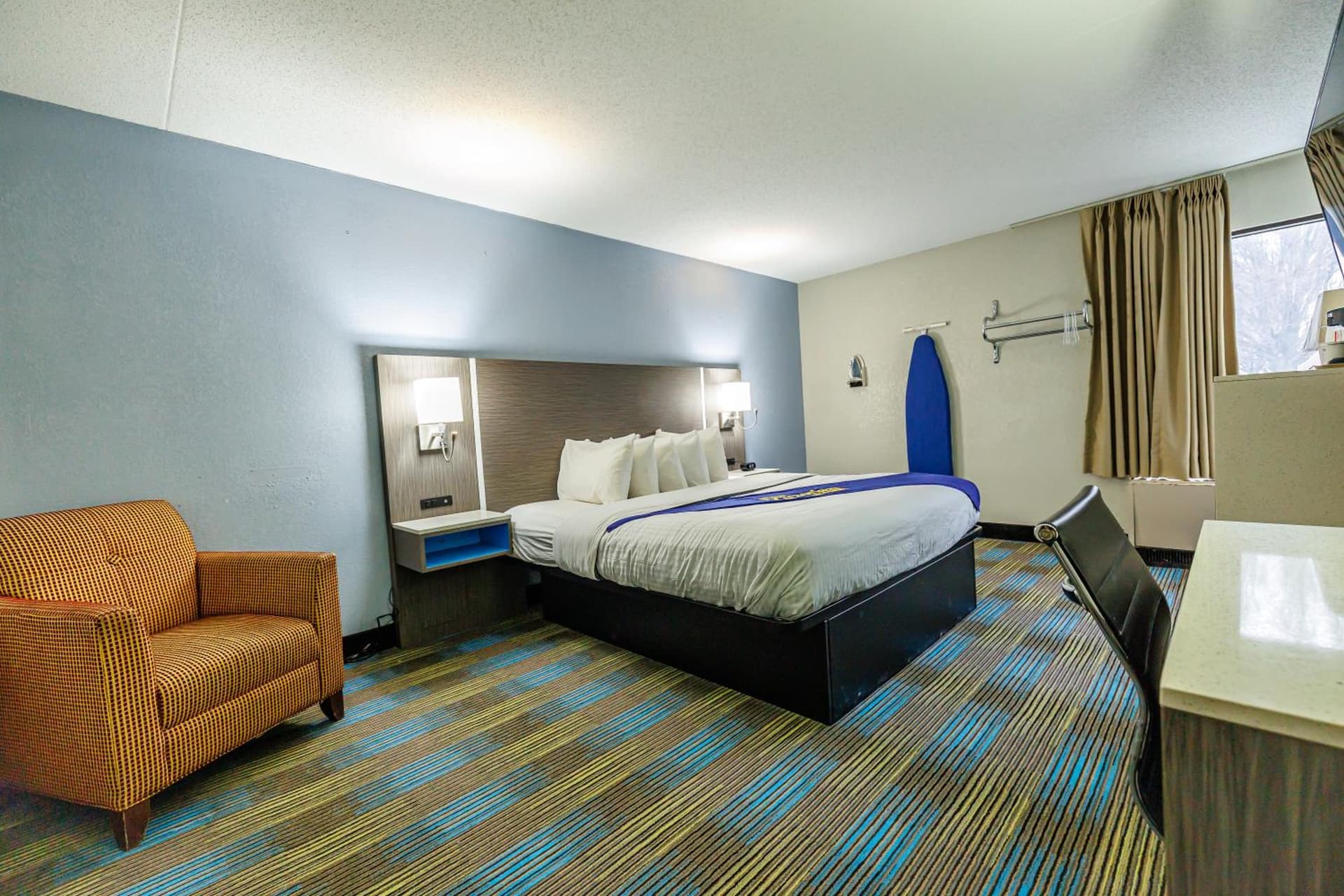 New Victorian Inn & Suites Omaha gallery photo in Omaha, NE — image 6
