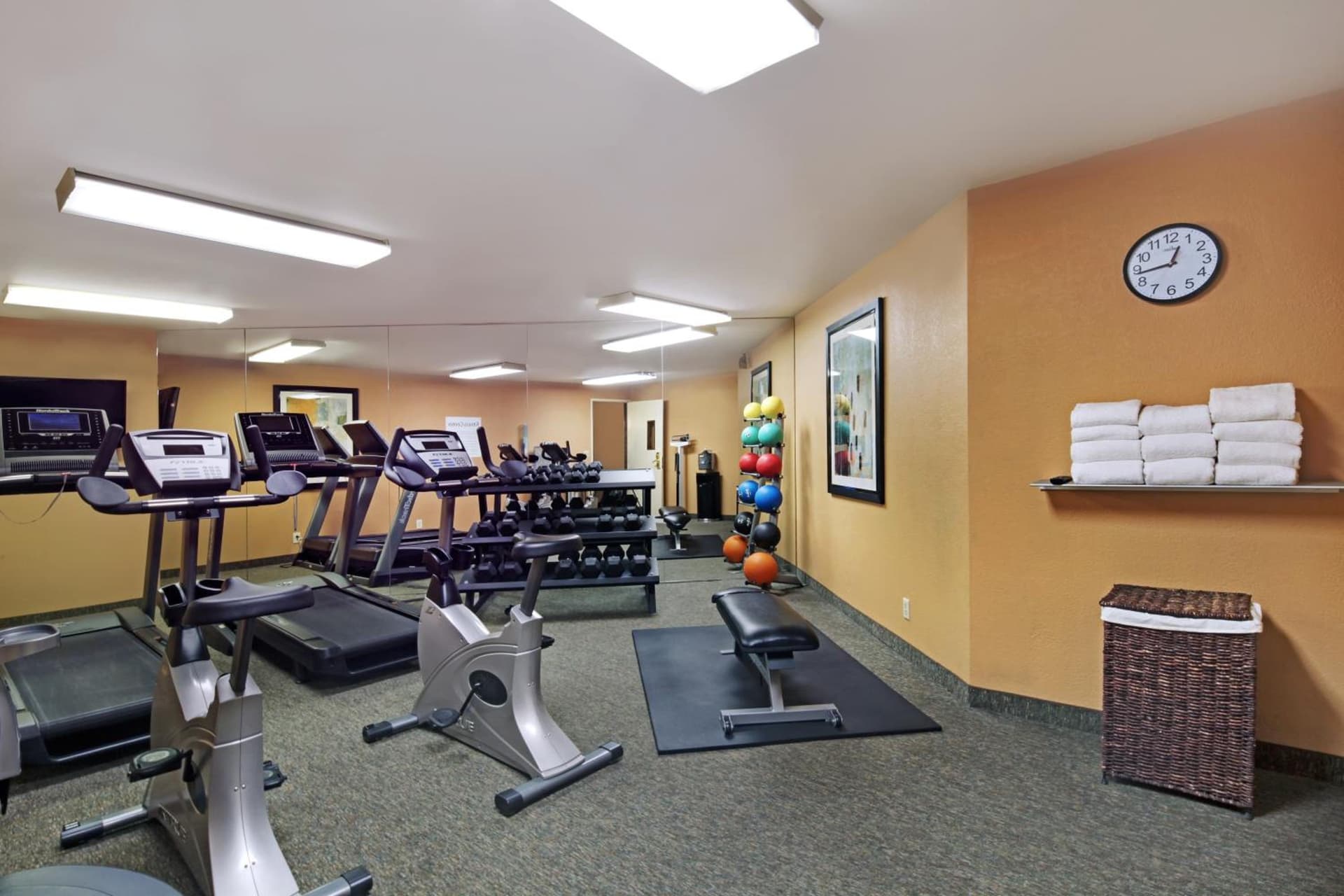 Holiday Inn Express Port Hueneme by IHG gallery photo in Port Hueneme, CA — image 22