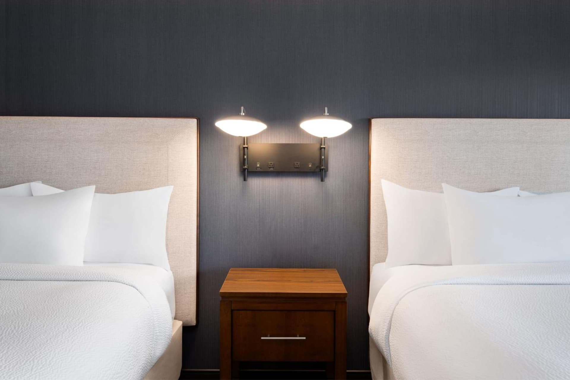 Courtyard by Marriott Seattle SeaTac Airport gallery photo in Seattle, WA — image 25