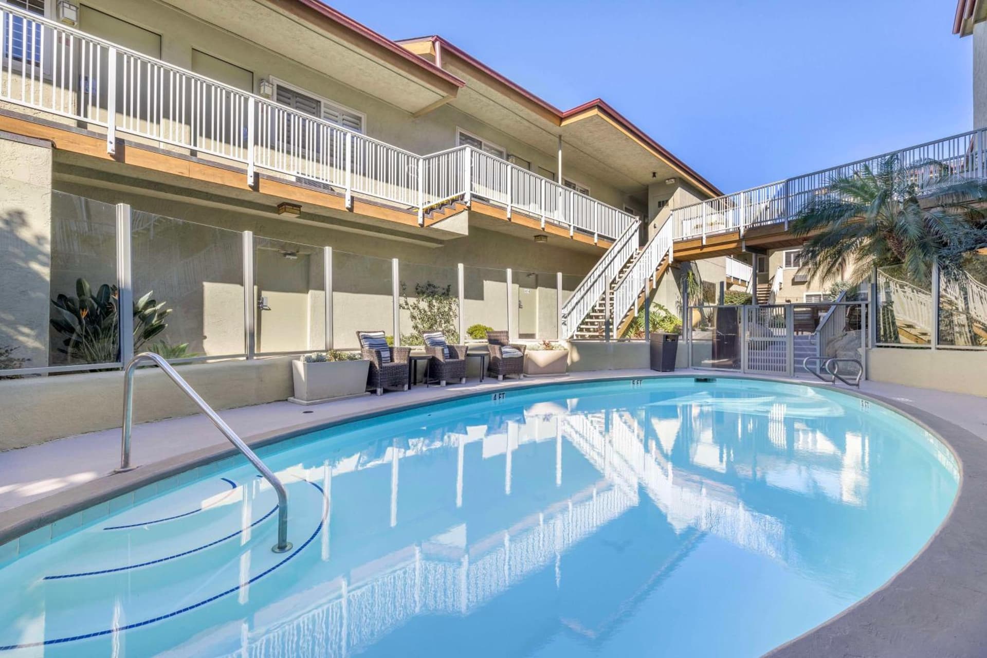 Best Western Plus Beach View Lodge Carlsbad gallery photo in Carlsbad, CA — image 40