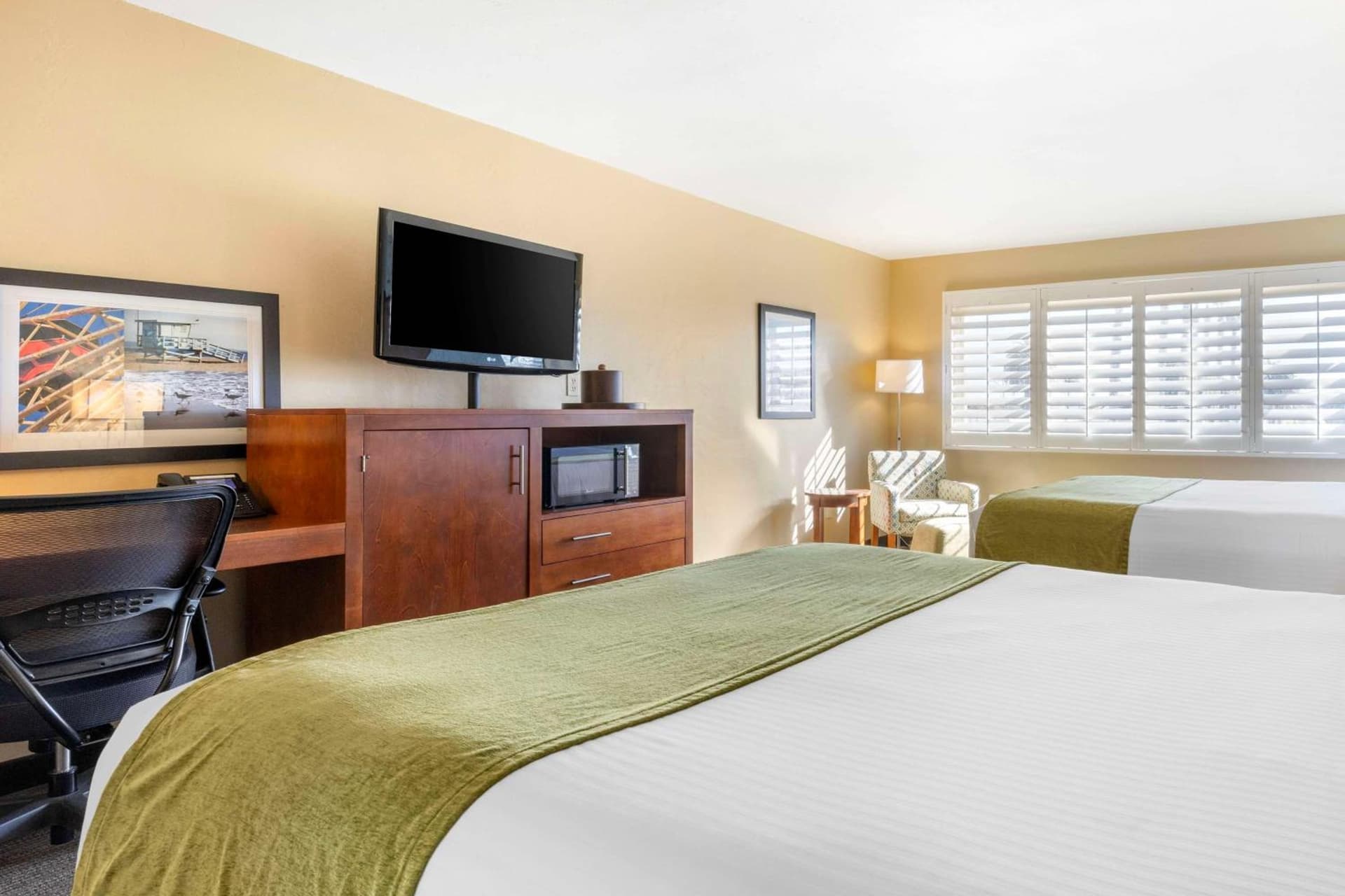 Best Western Plus Beach View Lodge Carlsbad property views in Carlsbad, CA — gallery photo 3