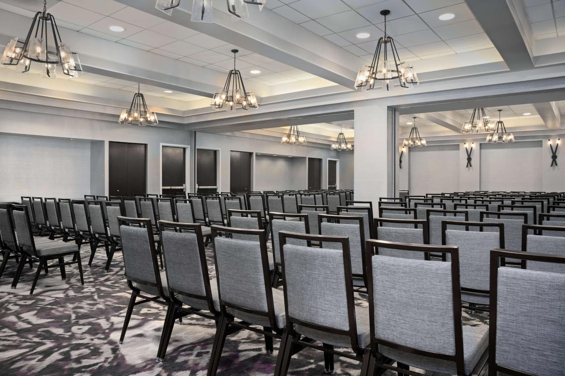 Embassy Suites by Hilton Crystal City National Airport gallery photo in Arlington, VA — image 30