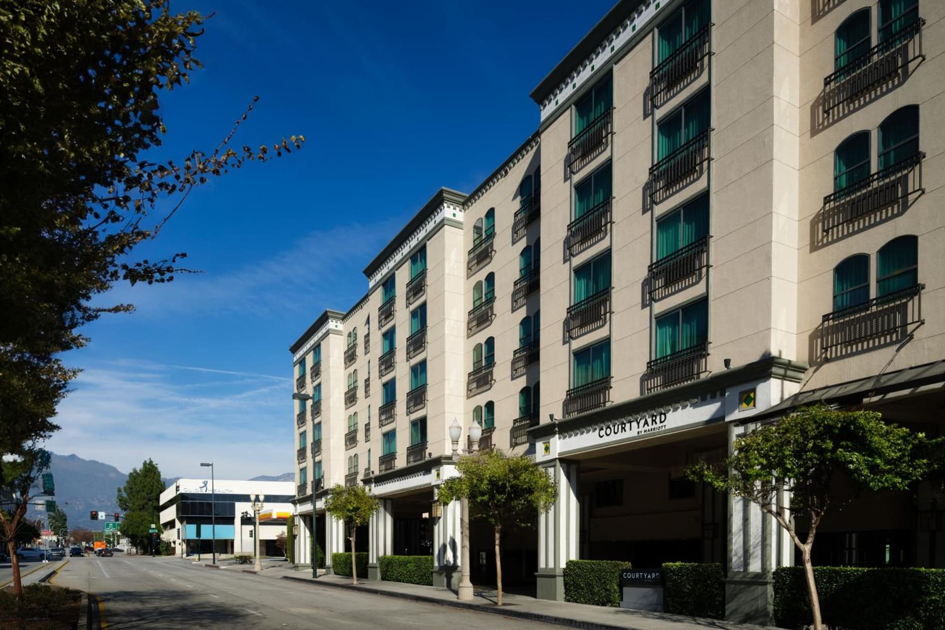 Courtyard by Marriott Los Angeles Pasadena Old Town gallery photo in Pasadena, CA — image 47