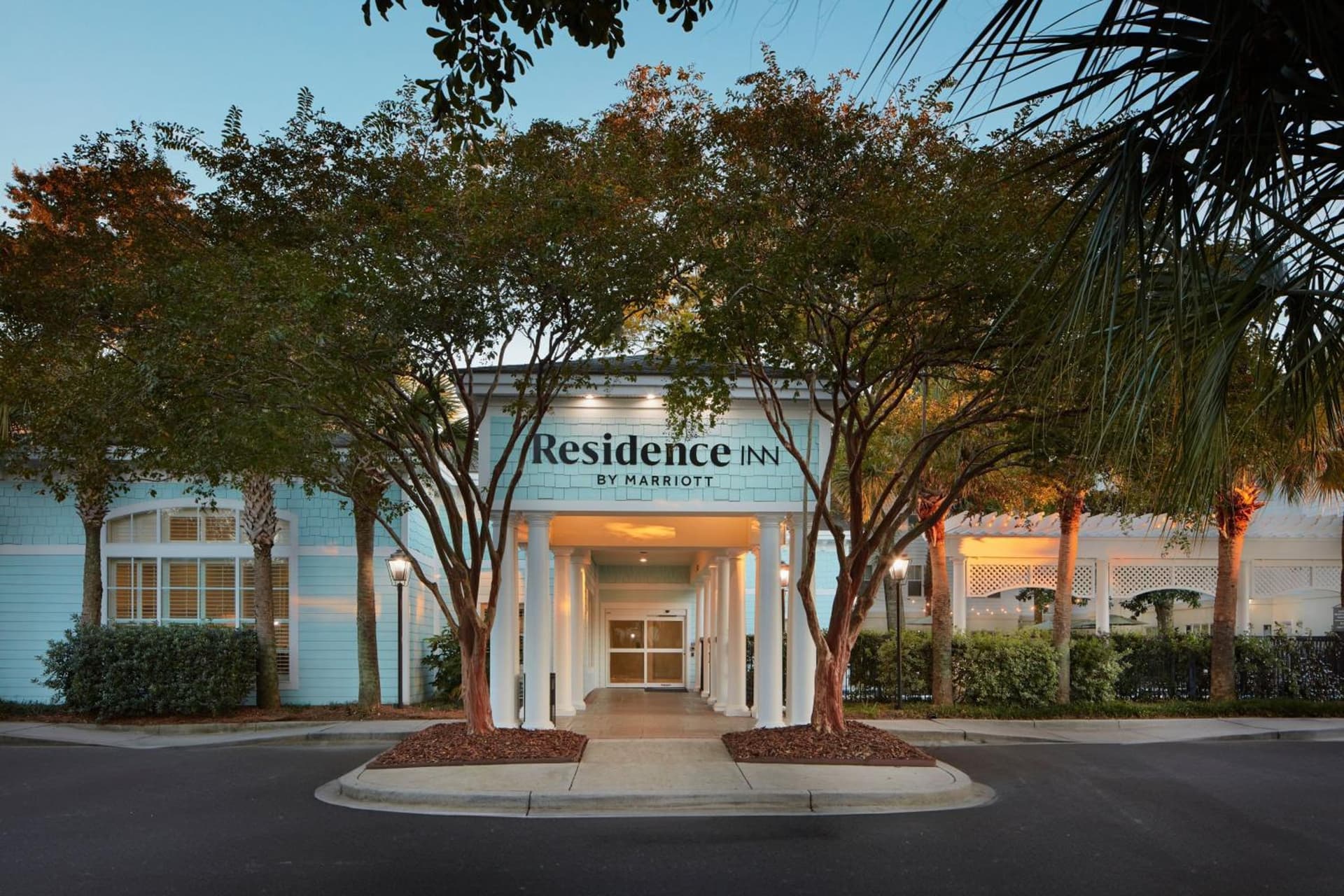 Residence Inn By Marriott Charleston Mt. Pleasant interior in Charleston, SC — gallery photo 2