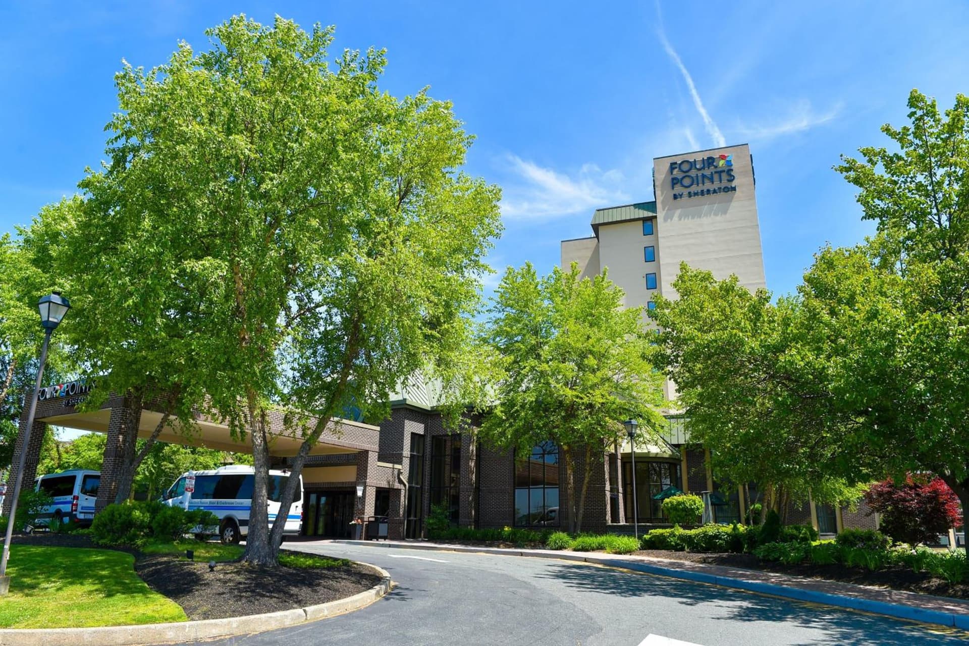 Four Points by Sheraton Wakefield Boston Hotel & Conference Center featured exterior or lobby in Wakefield — similar hotel