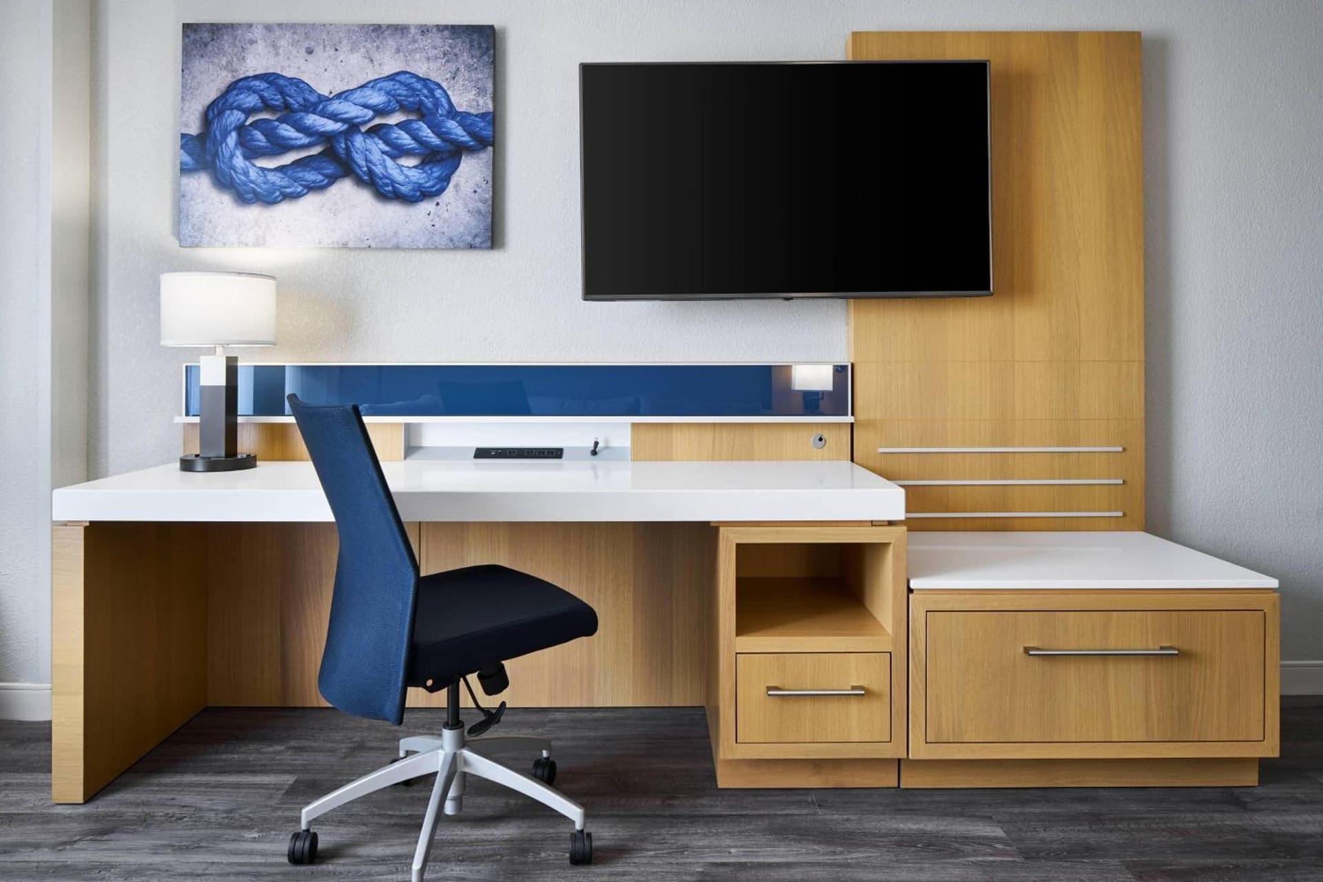 Delta Hotels by Marriott Norfolk Airport gallery photo in Norfolk, VA — image 7
