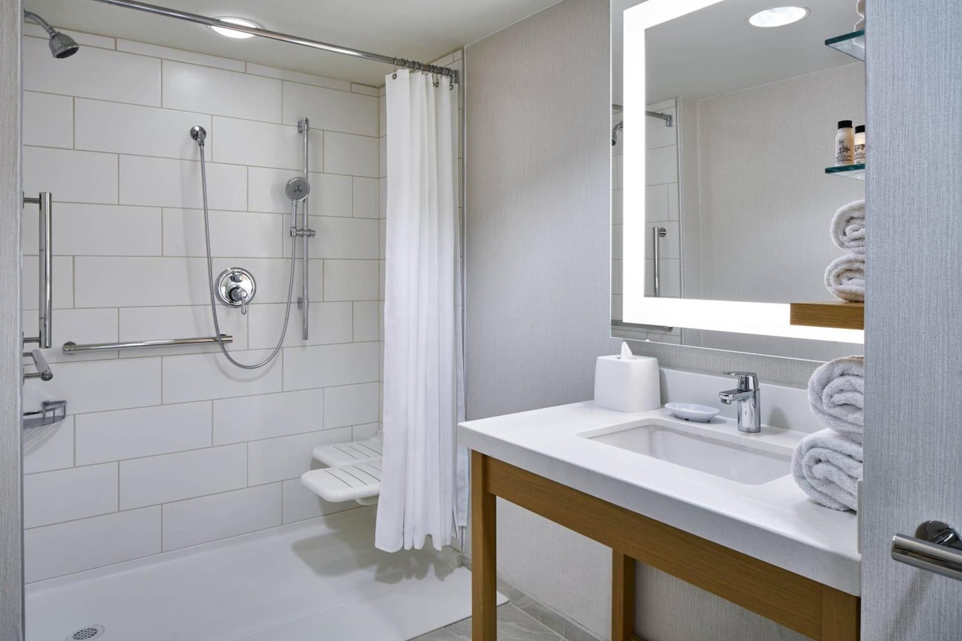 Delta Hotels by Marriott Norfolk Airport gallery photo in Norfolk, VA — image 20