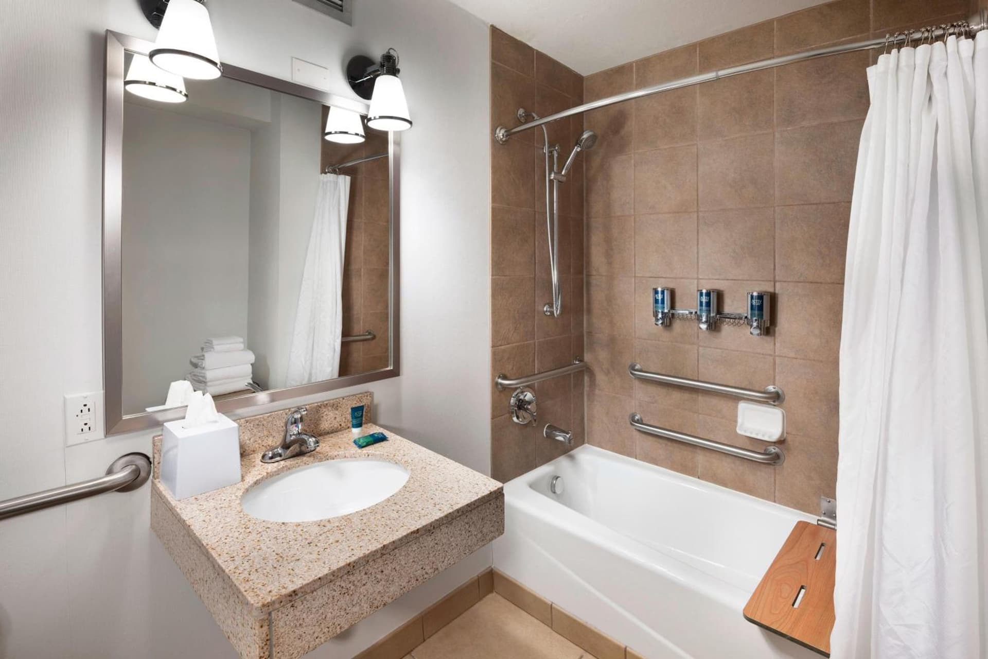 Four Points by Sheraton Kansas City Airport gallery photo in Kansas City, KS — image 14