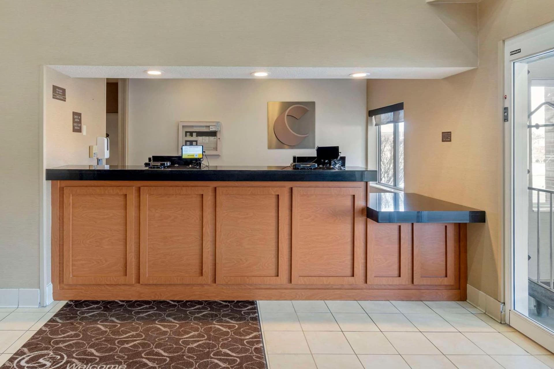 Comfort Suites Normal University area gallery photo in Bloomington, IL — image 26