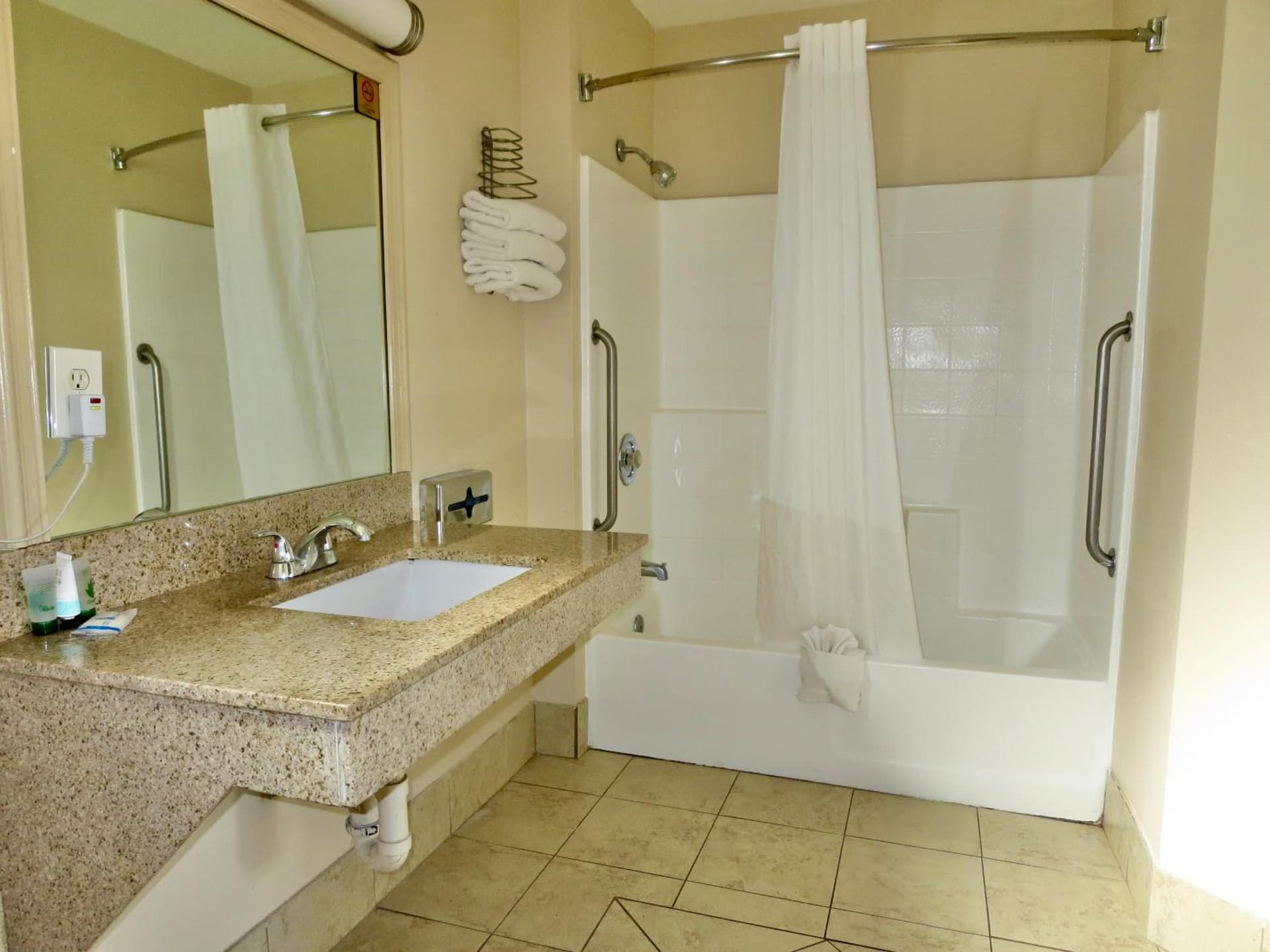 Motel 6 Victorville Green Tree Bvld gallery photo in Victorville, CA — image 21
