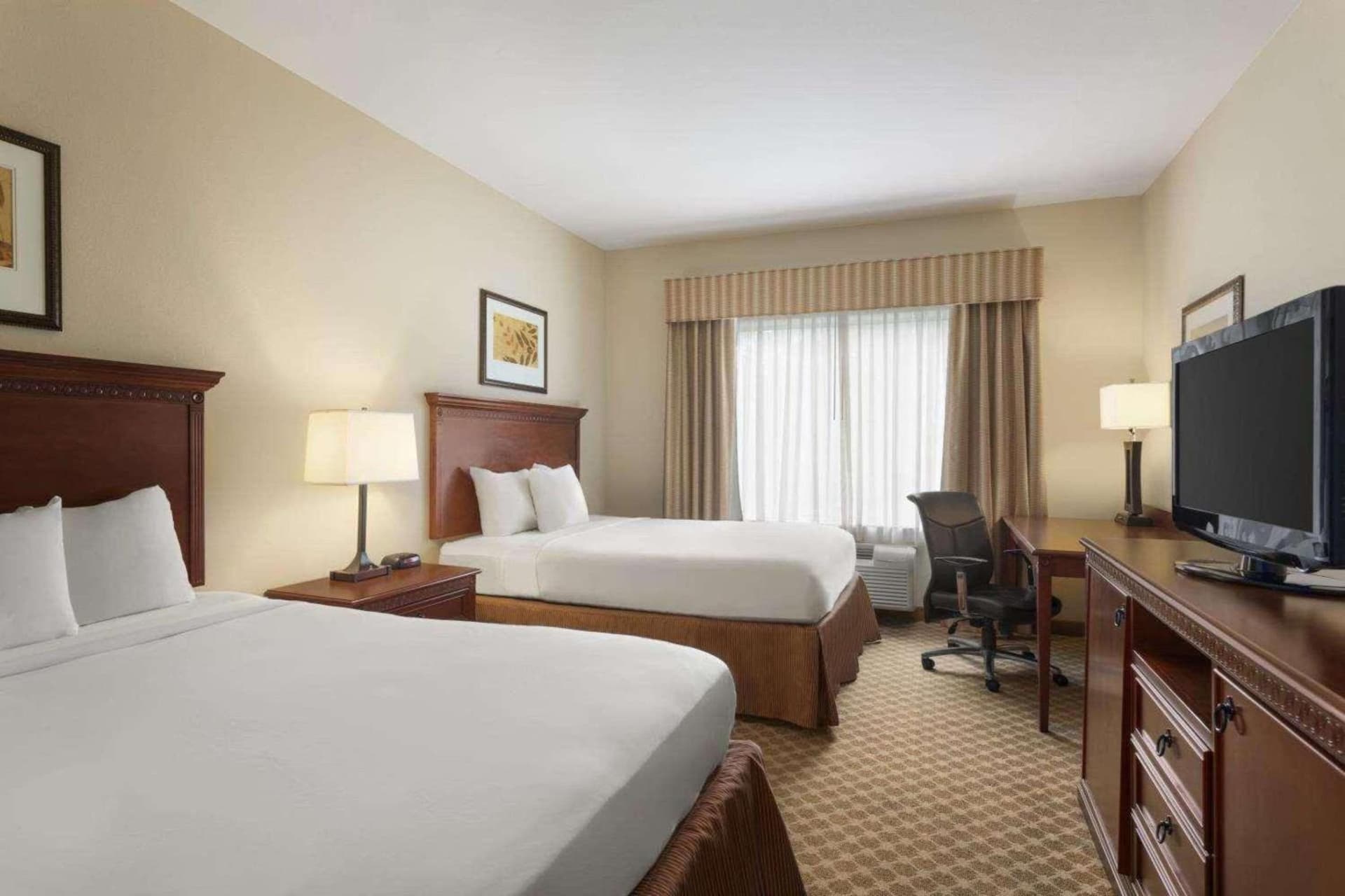 Country Inn & Suites by Radisson, Saraland, AL gallery photo in Saraland, AL — image 11