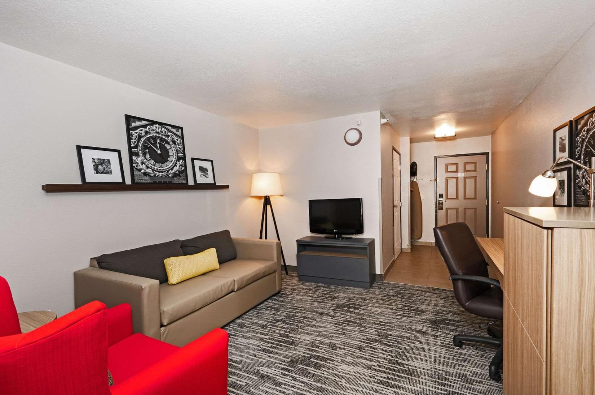 Country Inn & Suites by Radisson, Bloomington-Normal Airport, IL gallery photo in Bloomington, IL — image 38