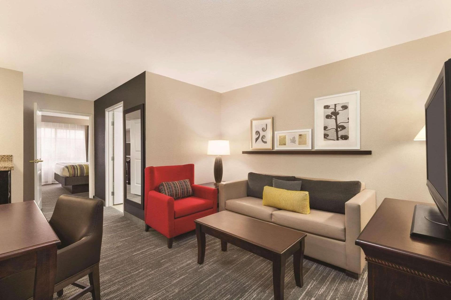 Spark by Hilton Homewood Birmingham gallery photo in Birmingham, AL — image 8