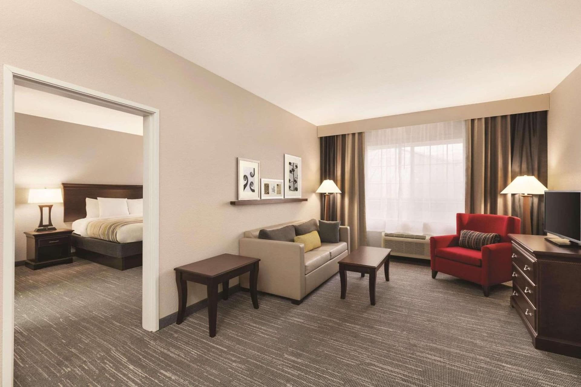 Spark by Hilton Homewood Birmingham gallery photo in Birmingham, AL — image 16