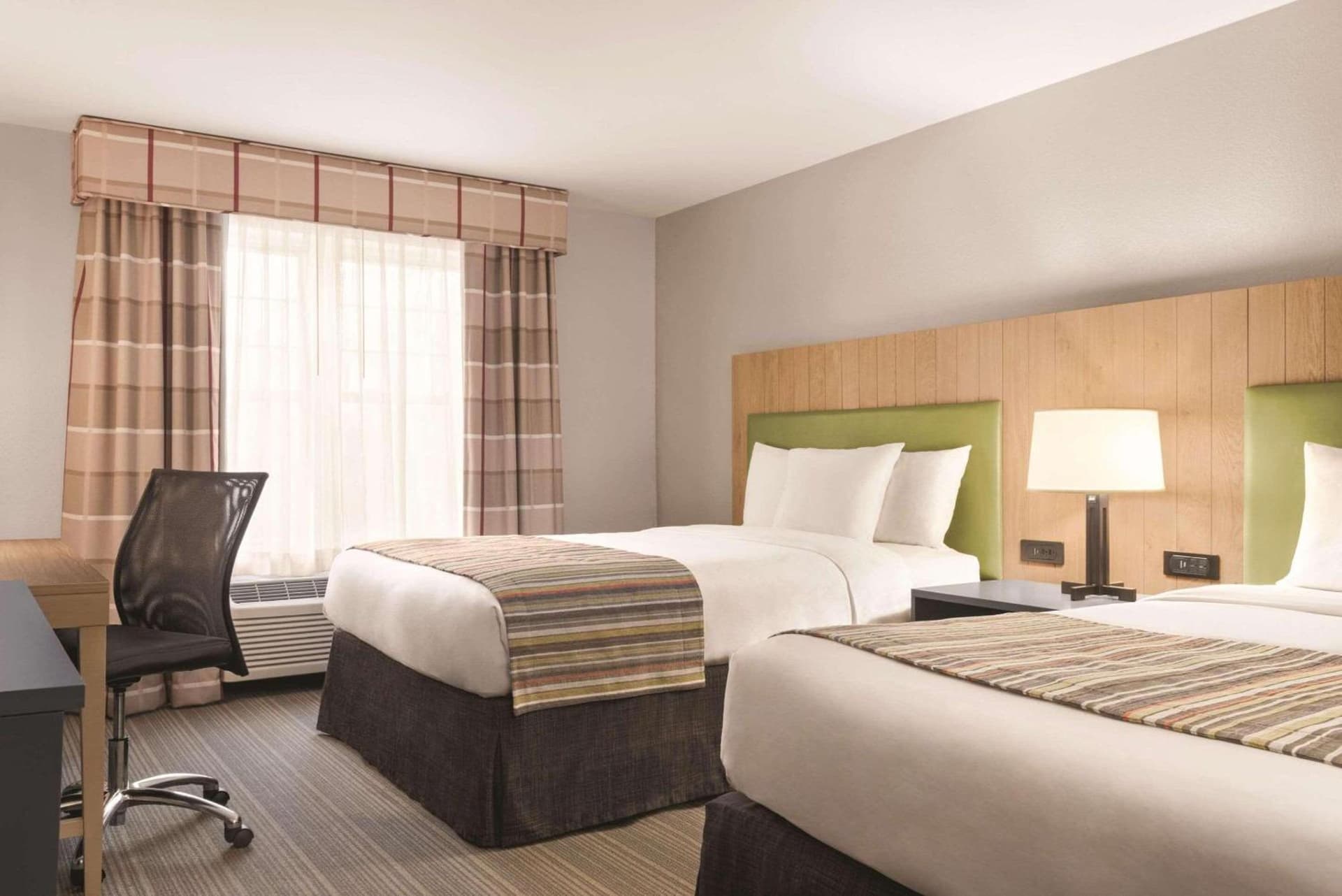 Country Inn & Suites by Radisson, Schaumburg, IL gallery photo in Schaumburg, IL — image 22