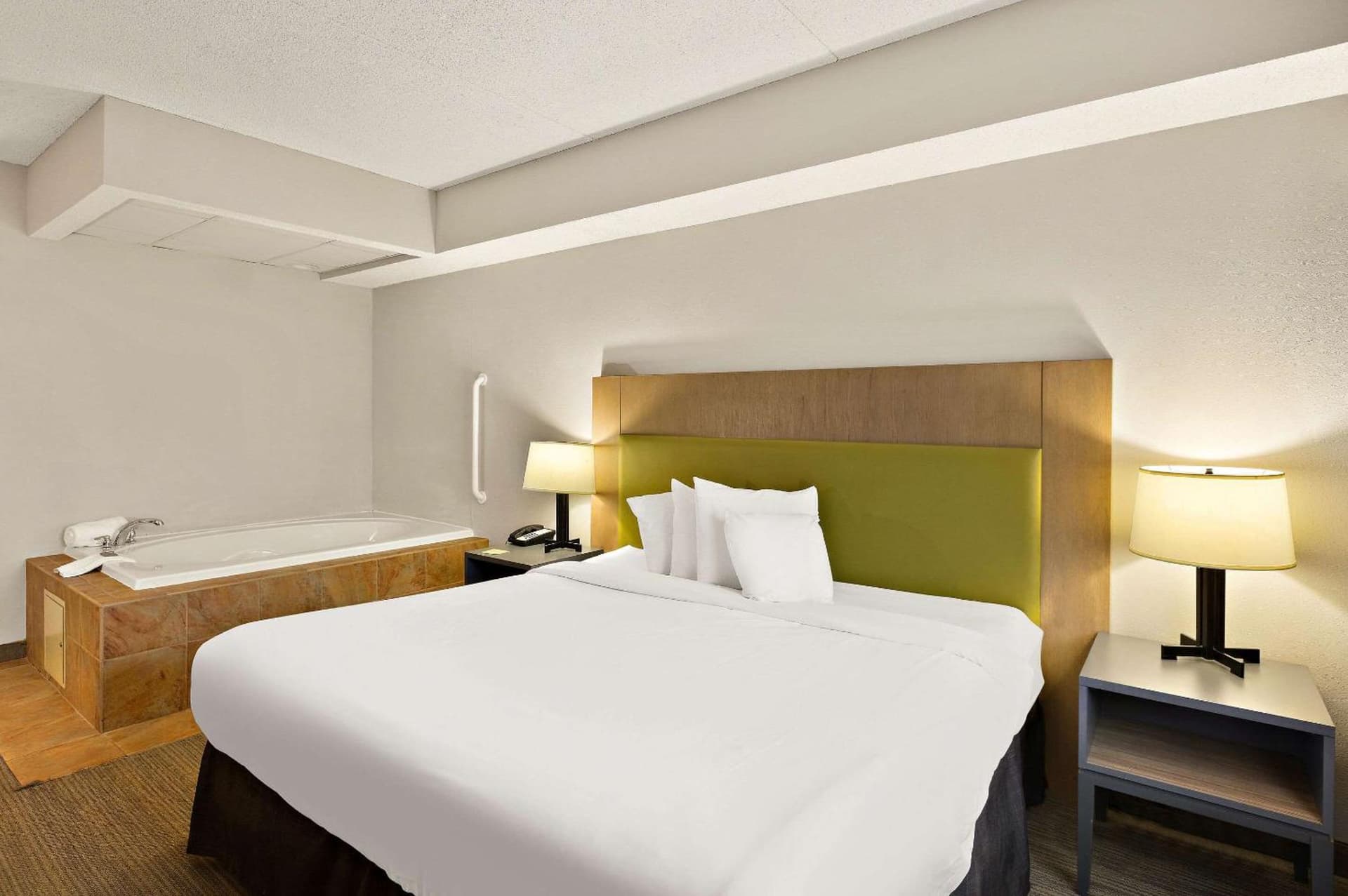 Country Inn & Suites by Radisson, Jonesborough-Johnson City West, TN gallery photo in Jonesborough, TN — image 24