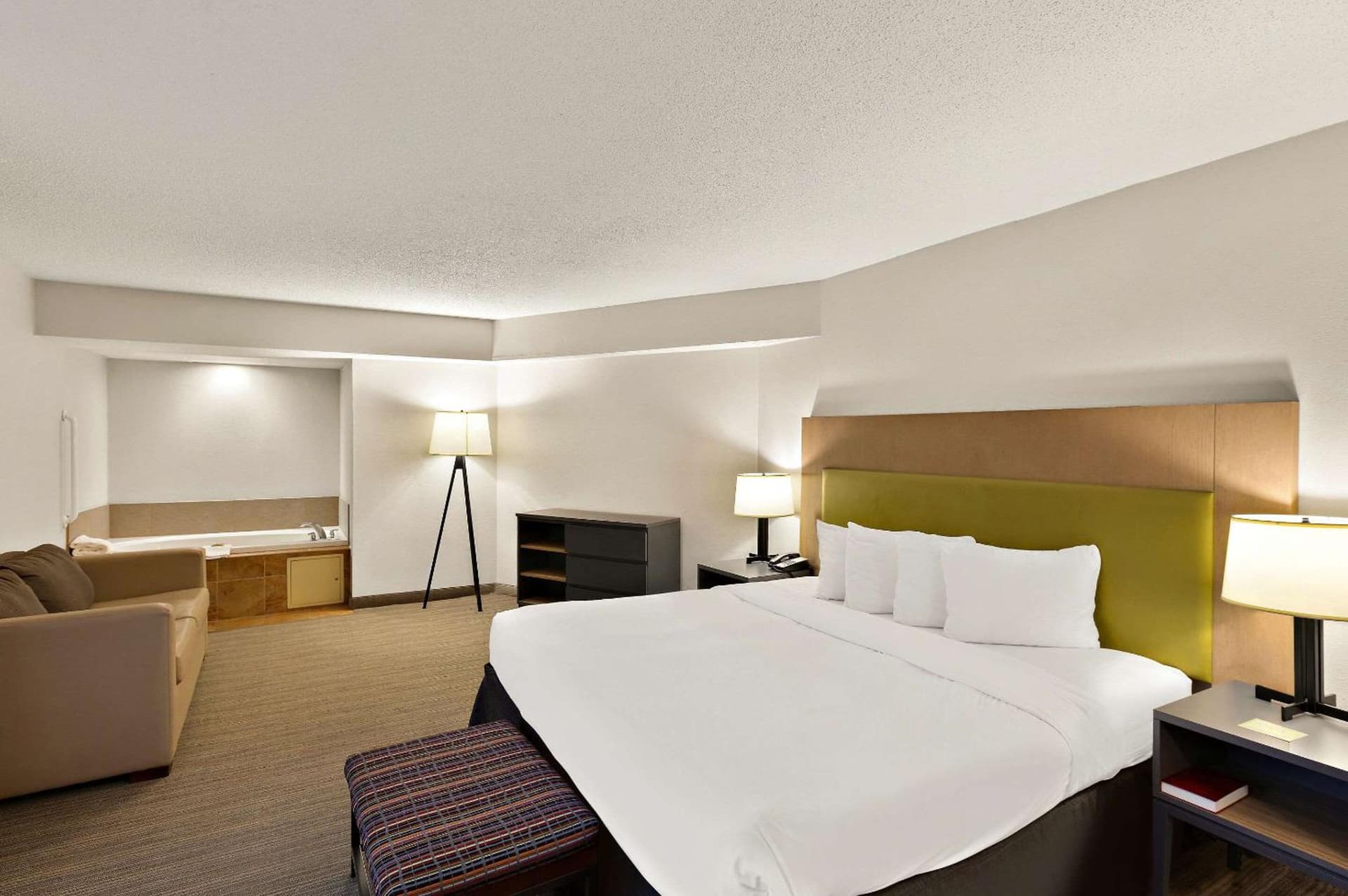 Country Inn & Suites by Radisson, Jonesborough-Johnson City West, TN gallery photo in Jonesborough, TN — image 12