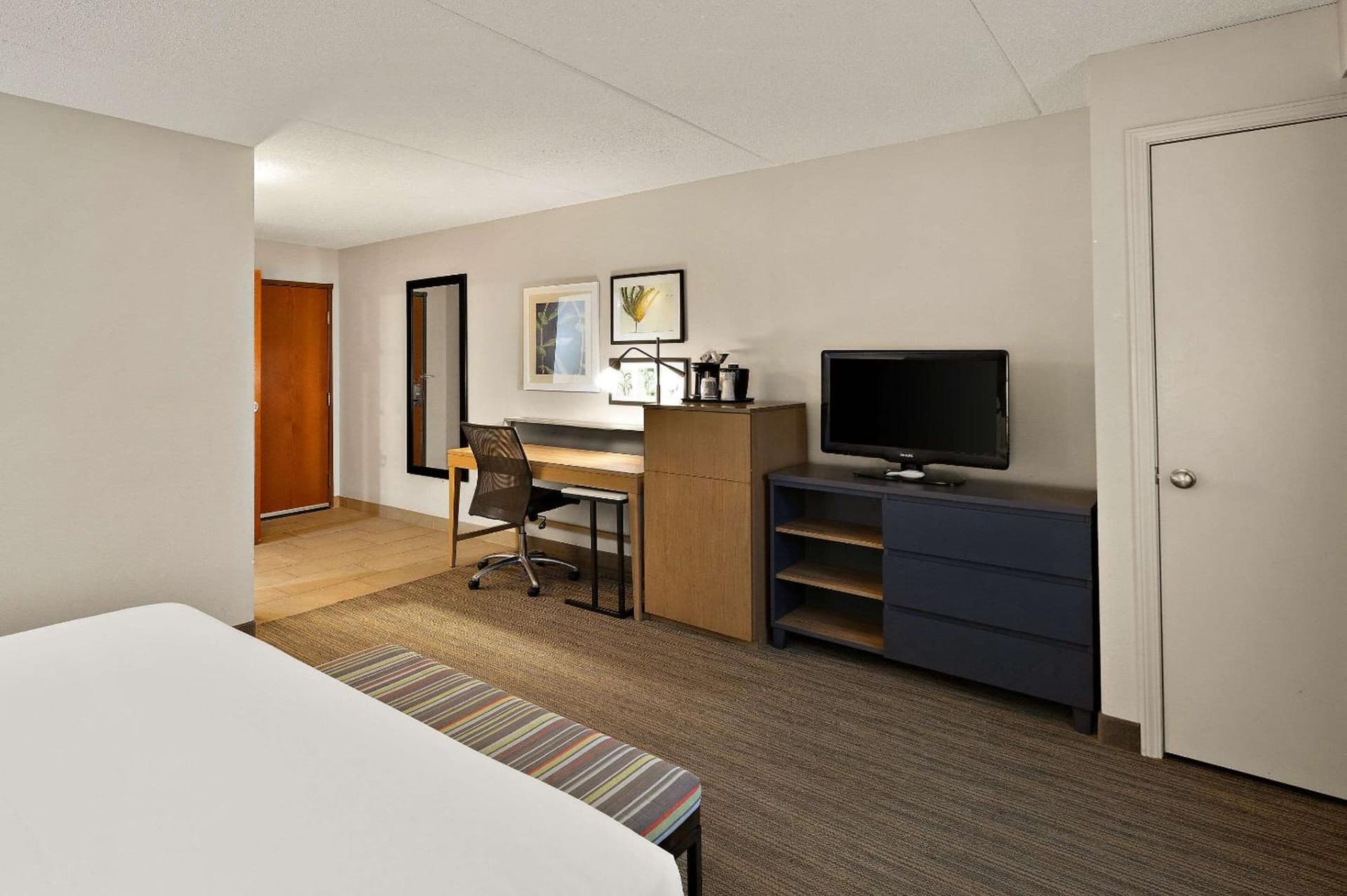 Country Inn & Suites by Radisson, Jonesborough-Johnson City West, TN gallery photo in Jonesborough, TN — image 14