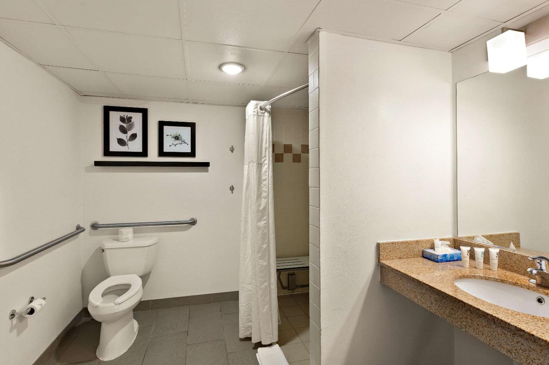 Country Inn & Suites by Radisson, Jonesborough-Johnson City West, TN gallery photo in Jonesborough, TN — image 31