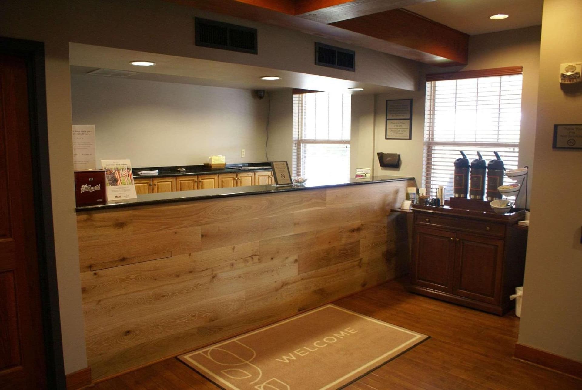 Country Inn & Suites by Radisson, Lansing, MI interior in Lansing, MI — gallery photo 2