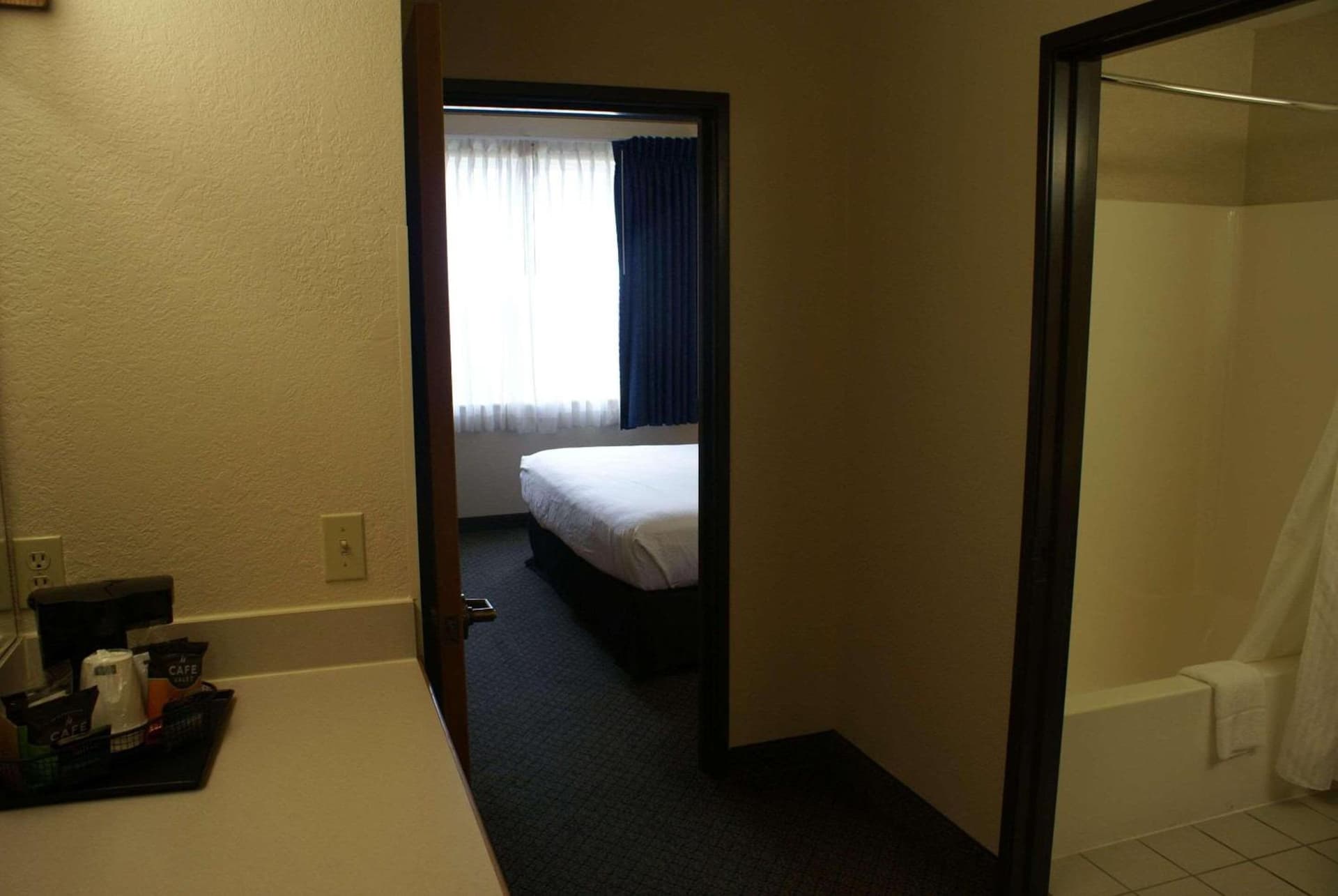 Country Inn & Suites by Radisson, Lansing, MI gallery photo in Lansing, MI — image 46