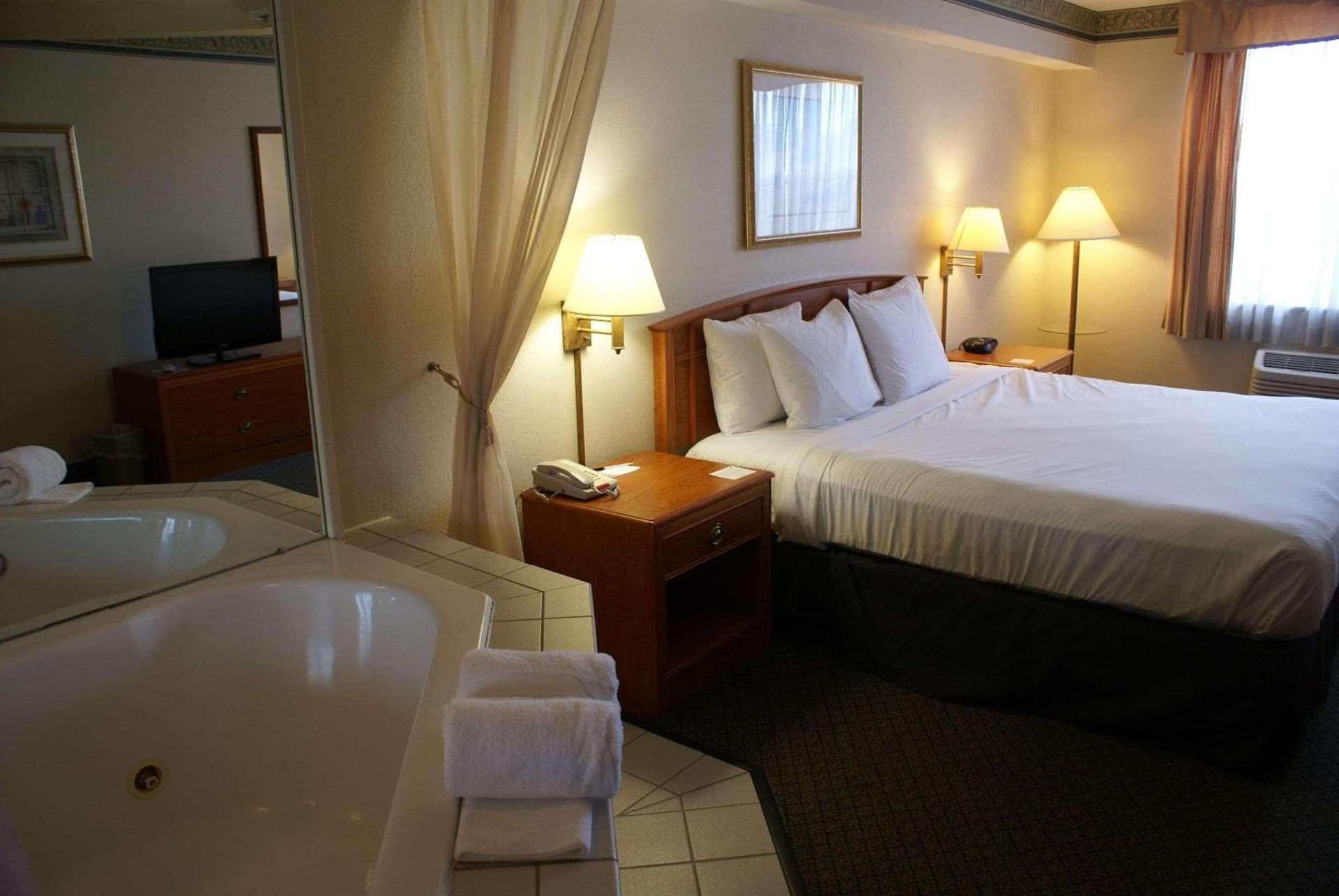 Country Inn & Suites by Radisson, Lansing, MI gallery photo in Lansing, MI — image 37