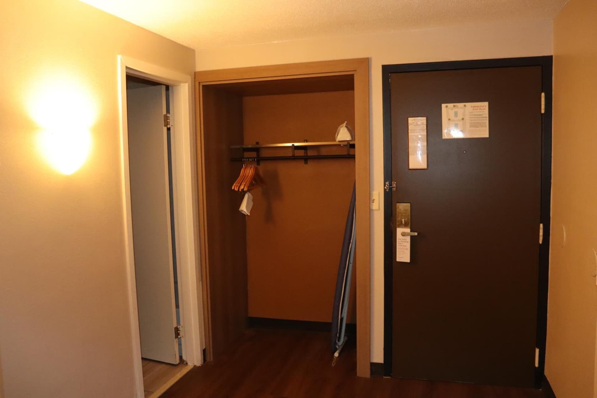 Clarion Hotel & Conference Center Lansing West gallery photo in Lansing, MI — image 52