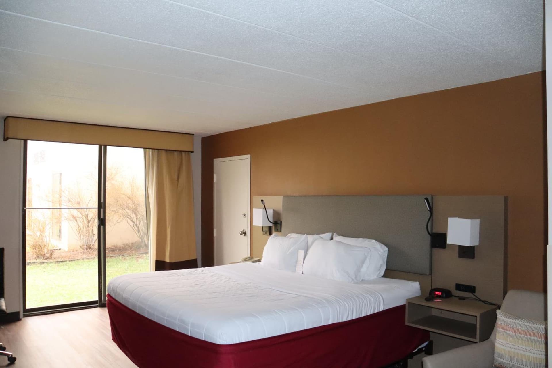 Clarion Hotel & Conference Center Lansing West gallery photo in Lansing, MI — image 38