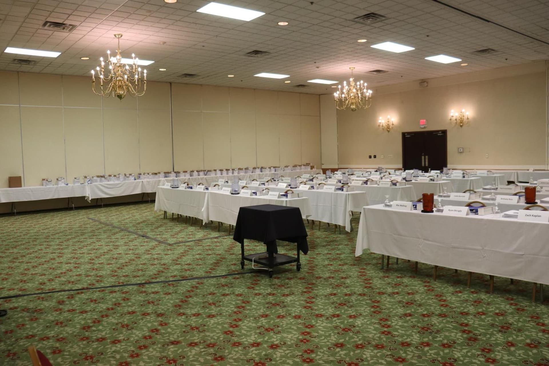 Clarion Hotel & Conference Center Lansing West gallery photo in Lansing, MI — image 68