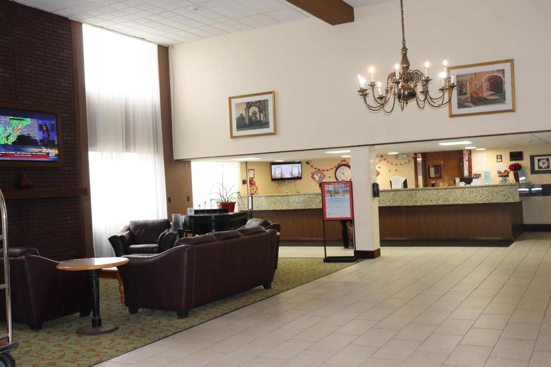Clarion Hotel & Conference Center Lansing West gallery photo in Lansing, MI — image 76