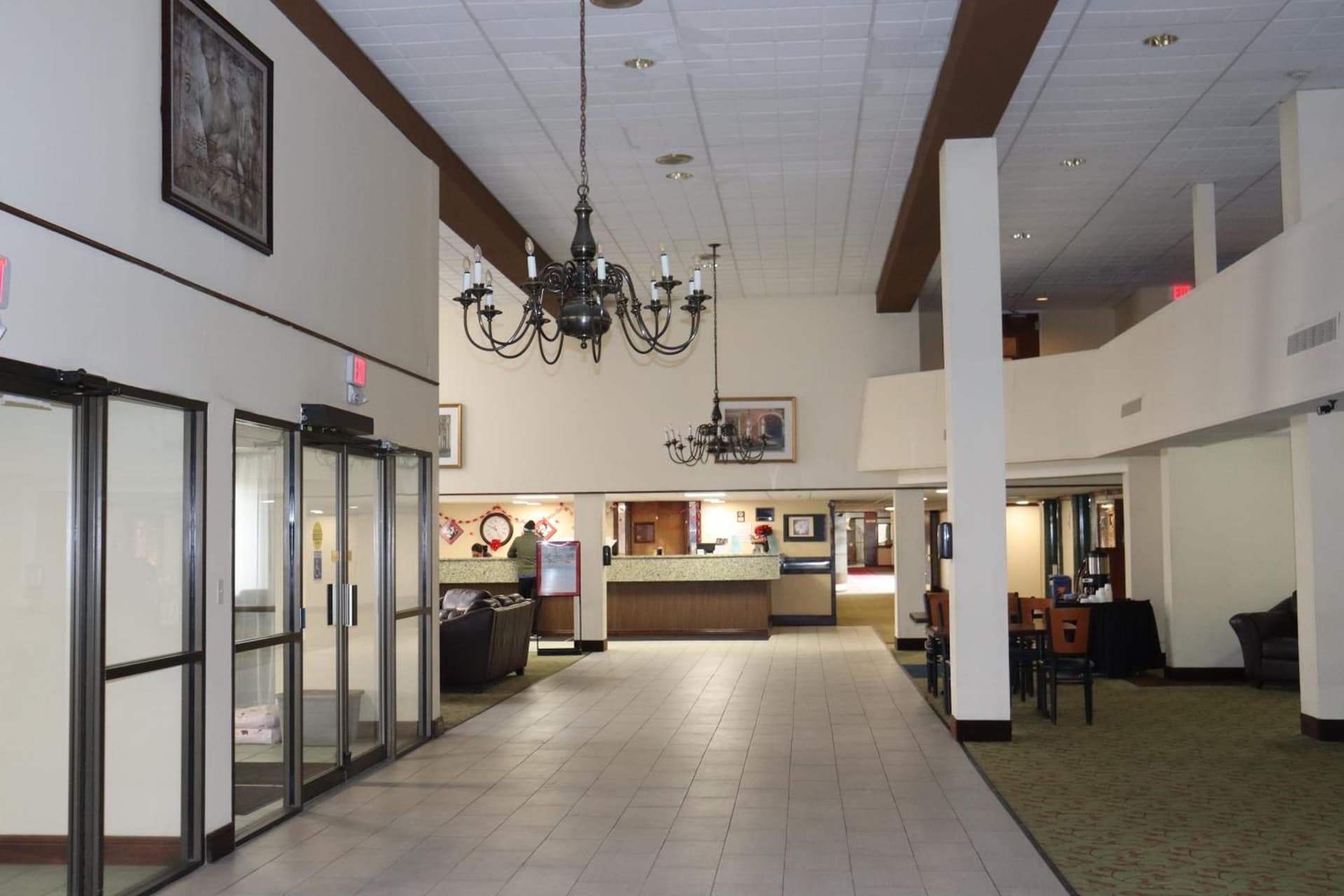 Clarion Hotel & Conference Center Lansing West gallery photo in Lansing, MI — image 46