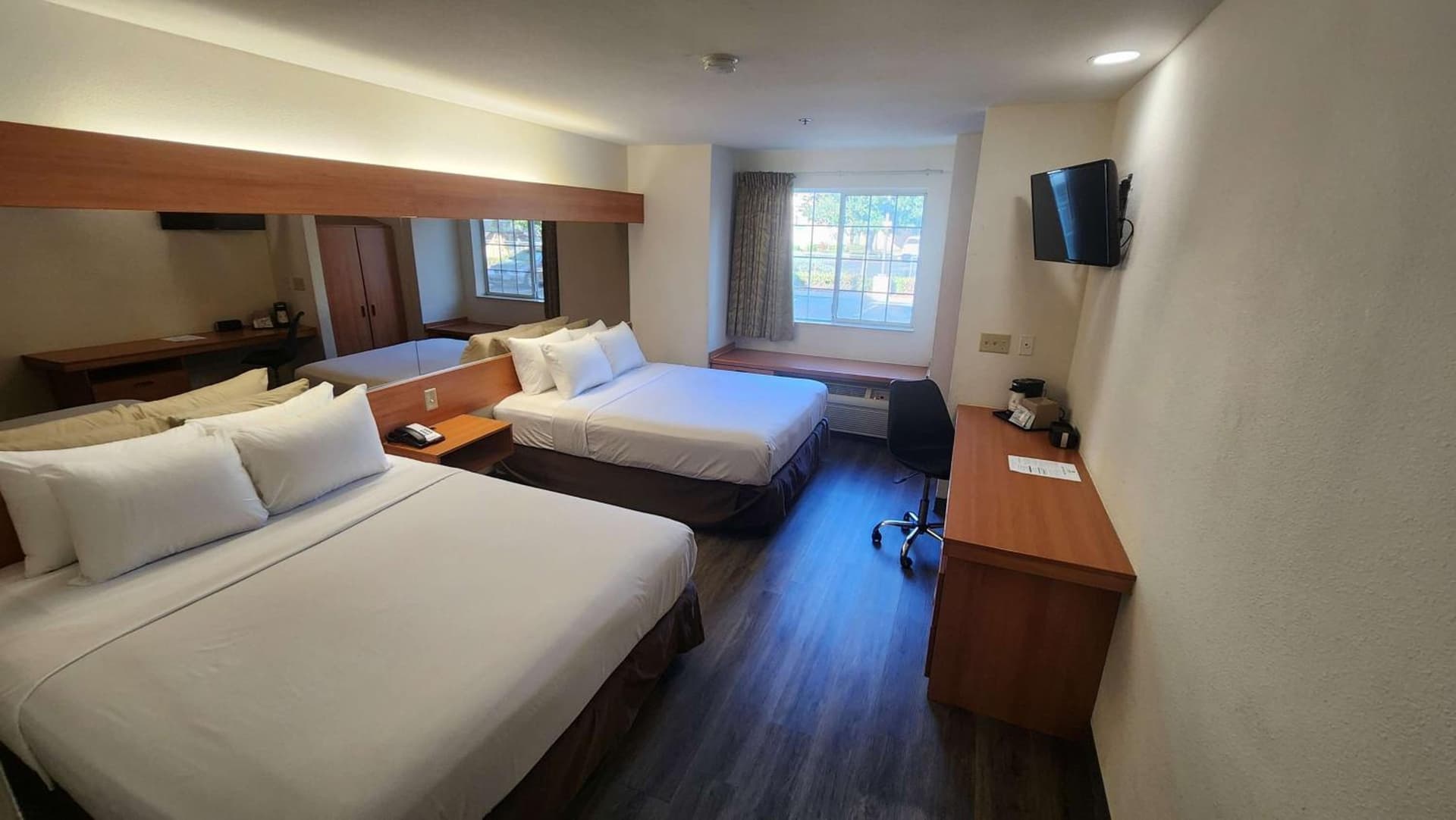 SureStay by Best Western Sacramento South Natomas gallery photo in Sacramento, CA — image 13