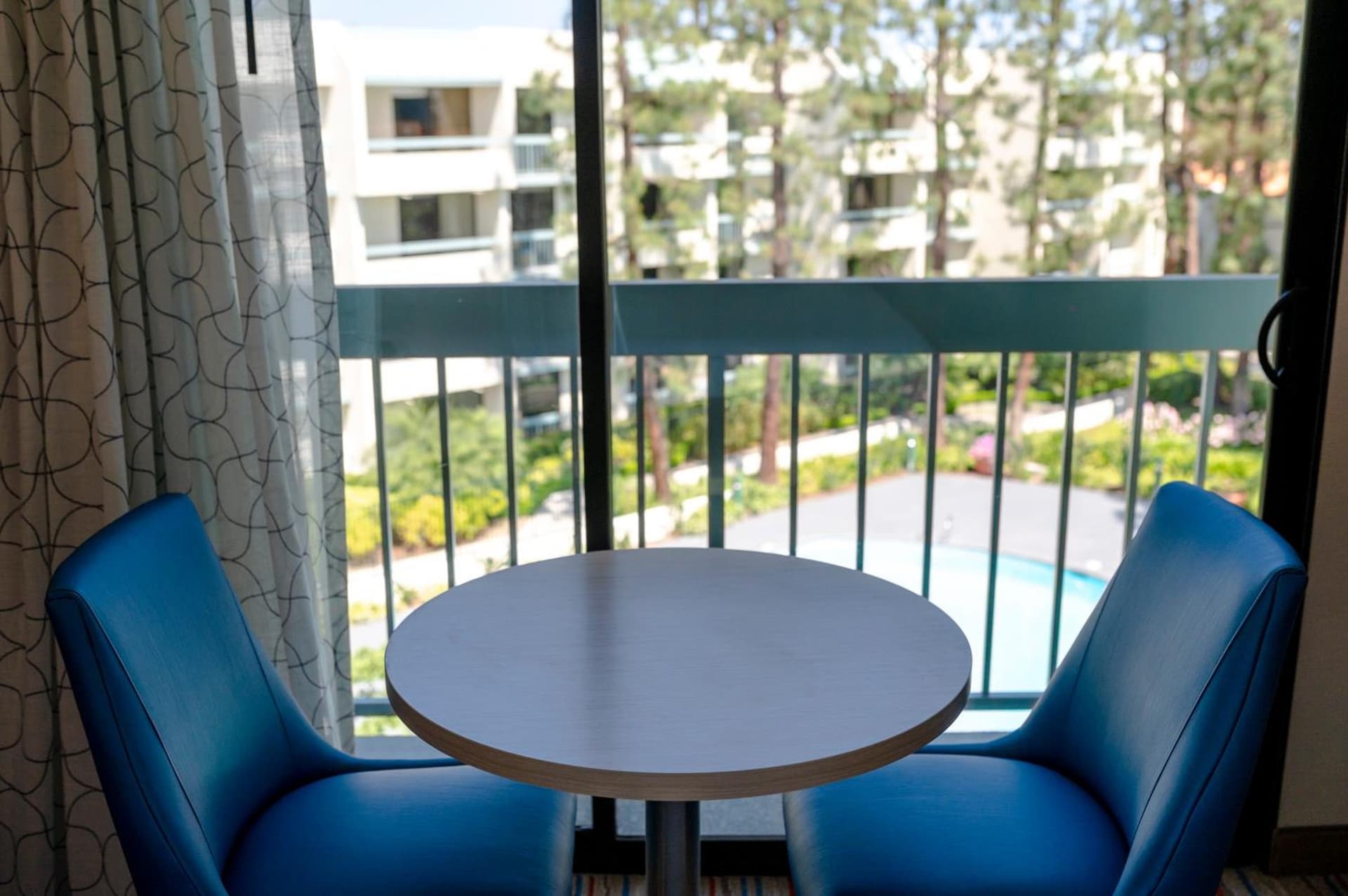 Howard Johnson by Wyndham Anaheim Hotel and Water Playground gallery photo in Anaheim, CA — image 33