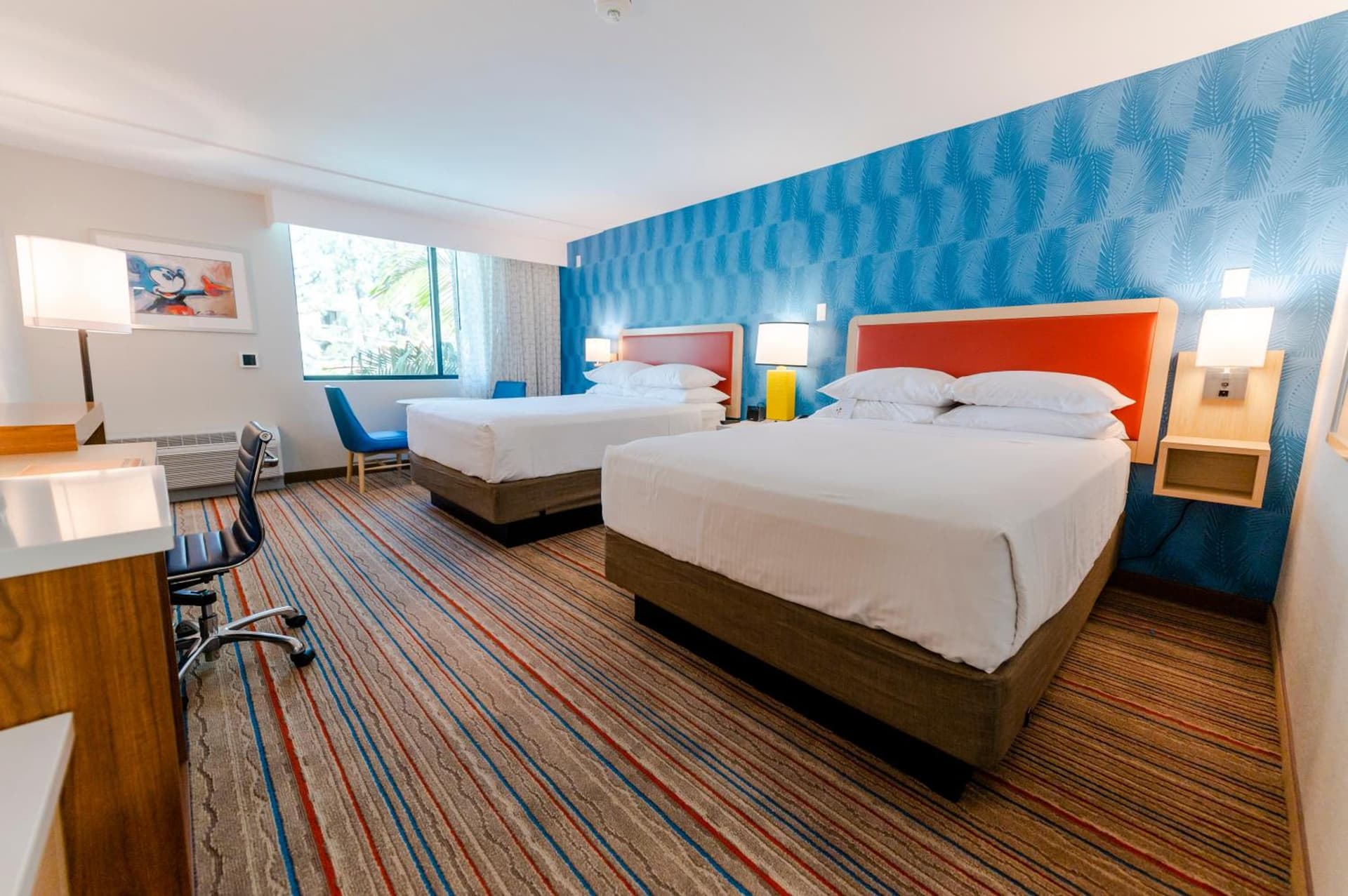 Howard Johnson by Wyndham Anaheim Hotel and Water Playground gallery photo in Anaheim, CA — image 46