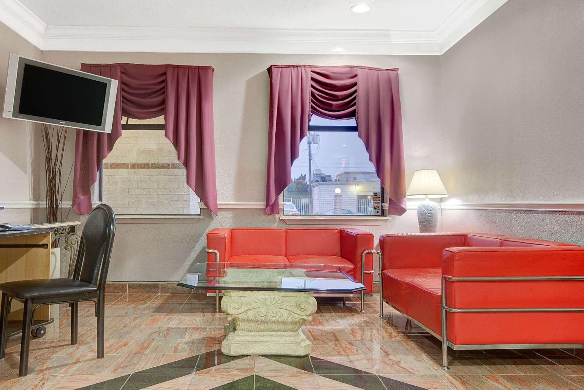 Super 8 by Wyndham Galveston interior in Galveston, TX — gallery photo 2