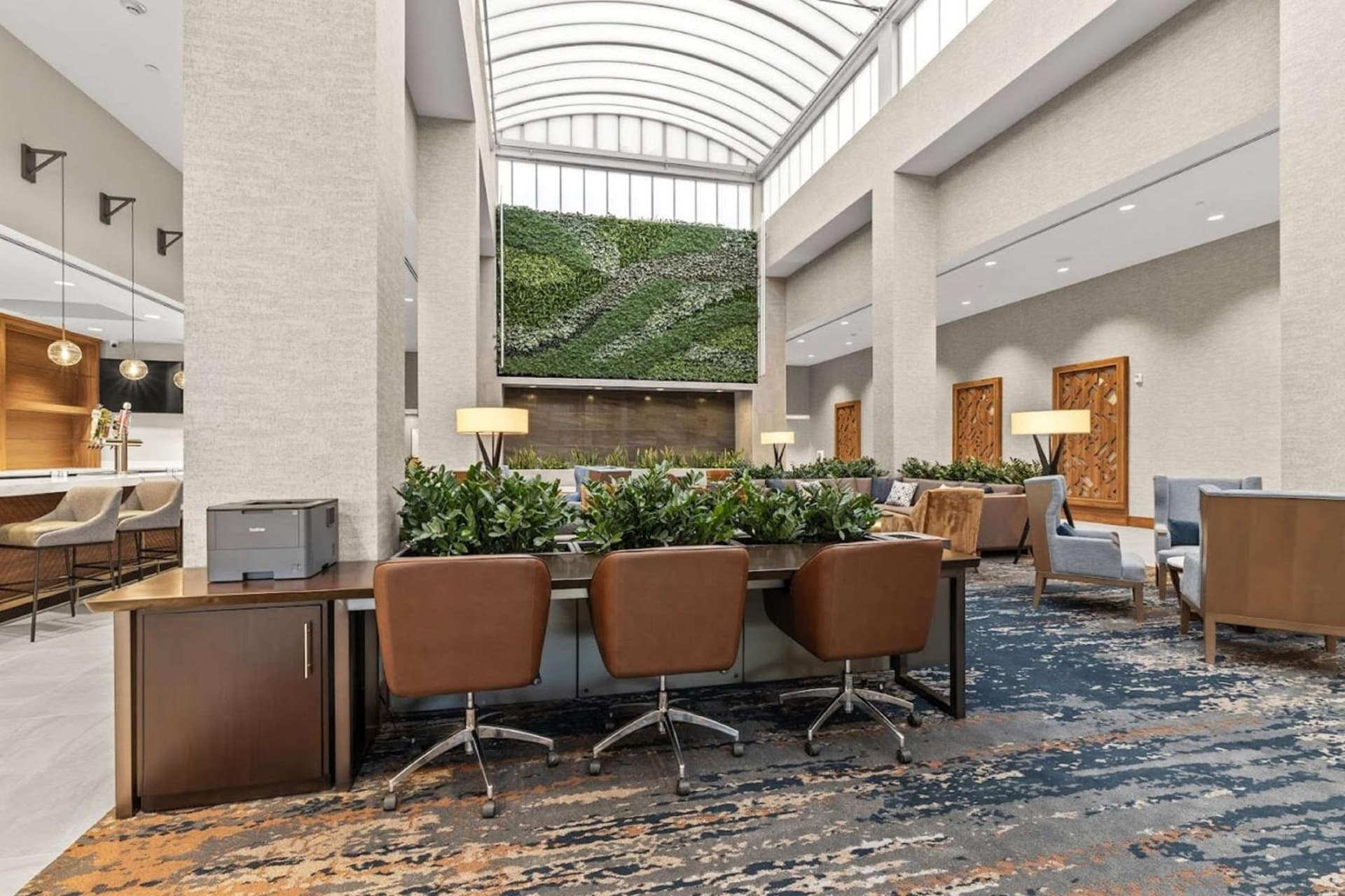 Embassy Suites By Hilton Irving Las Colinas gallery photo in Irving, TX — image 12