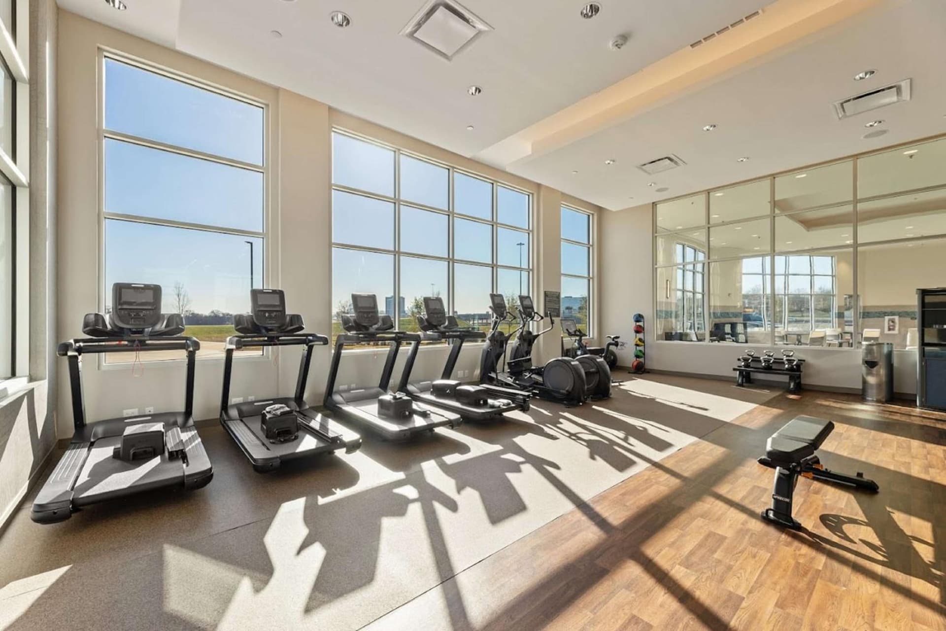 Embassy Suites By Hilton Irving Las Colinas gallery photo in Irving, TX — image 35